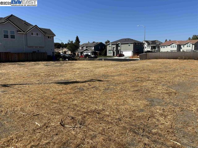 Detail Gallery Image 3 of 7 For 418 Cose Ln, Tracy,  CA 95377 - – Beds | – Baths