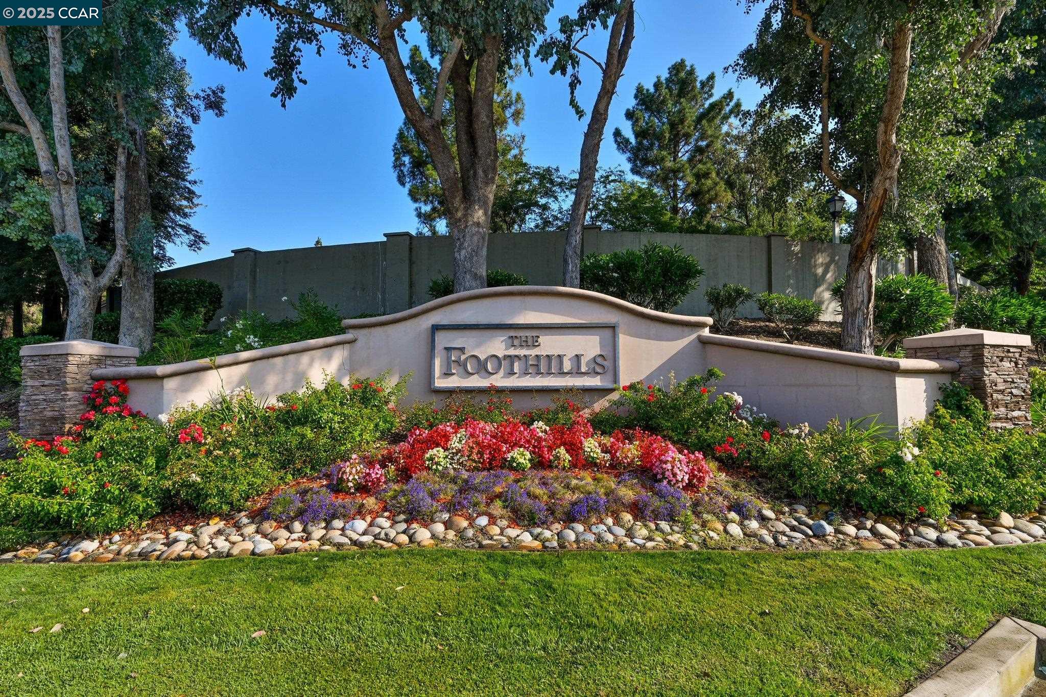 Photo #2: 41092089 Listing 
