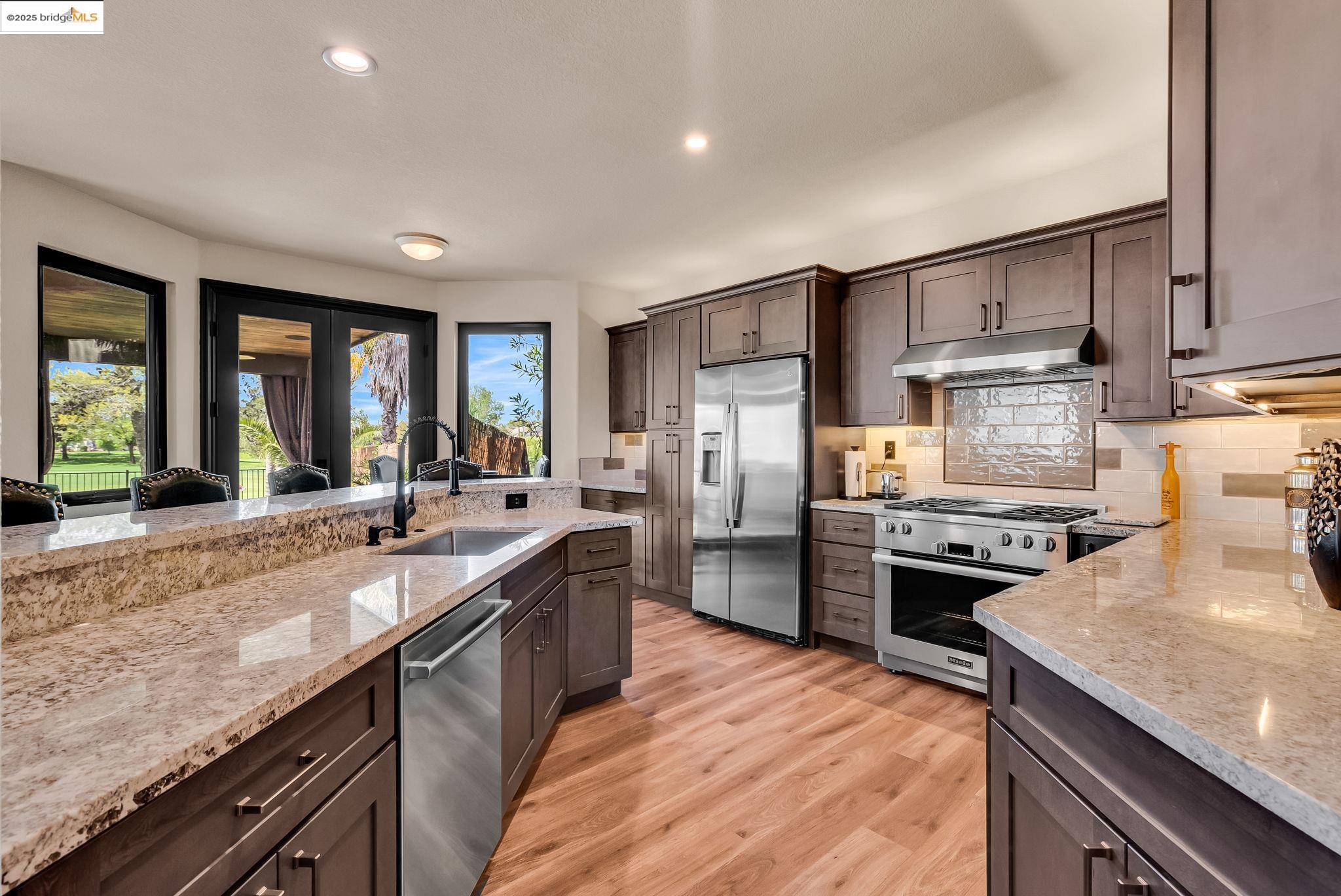 Detail Gallery Image 11 of 53 For 1832 Cherry Hills Drive, Discovery Bay,  CA 94505-9999 - 3 Beds | 2/1 Baths