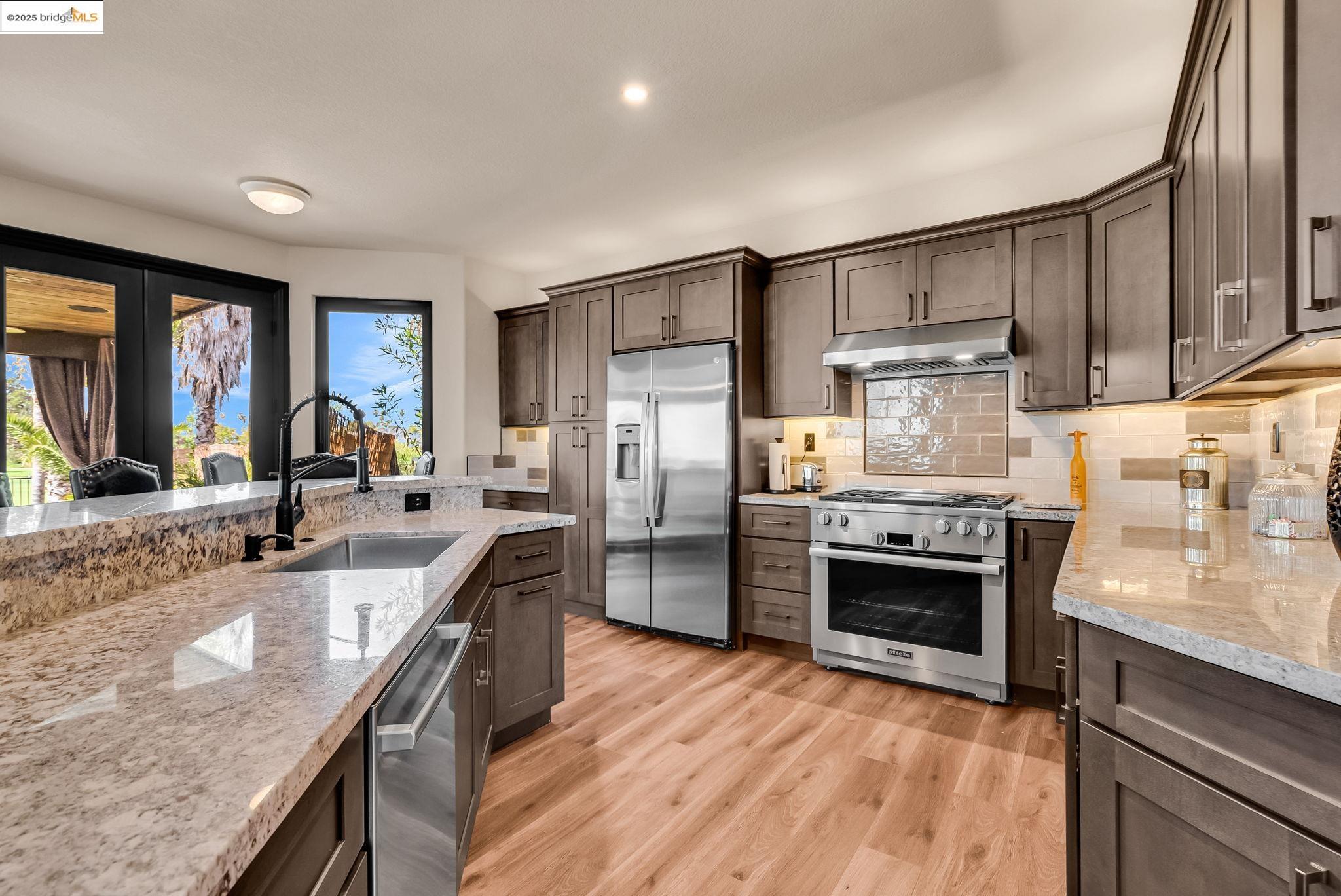 Detail Gallery Image 12 of 53 For 1832 Cherry Hills Drive, Discovery Bay,  CA 94505-9999 - 3 Beds | 2/1 Baths