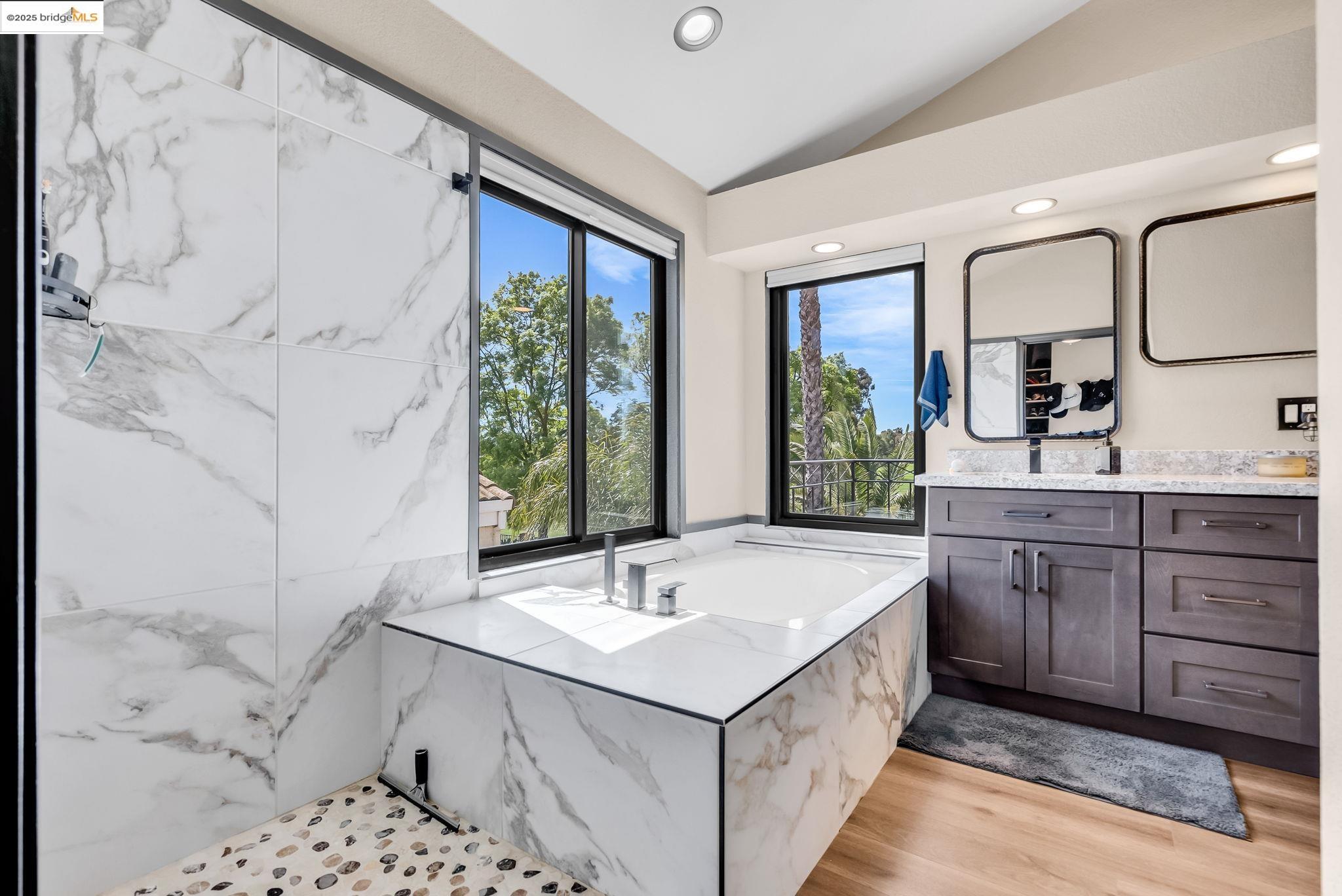 Detail Gallery Image 39 of 53 For 1832 Cherry Hills Drive, Discovery Bay,  CA 94505-9999 - 3 Beds | 2/1 Baths