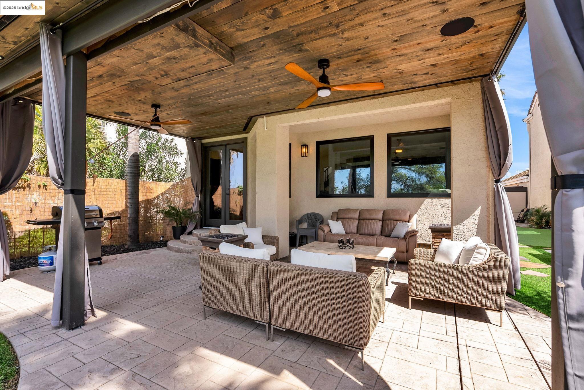 Detail Gallery Image 45 of 53 For 1832 Cherry Hills Drive, Discovery Bay,  CA 94505-9999 - 3 Beds | 2/1 Baths
