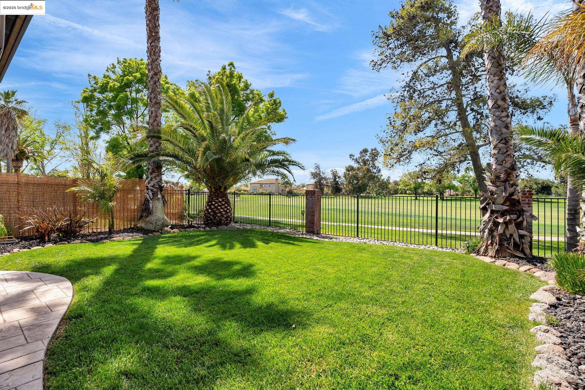 Detail Gallery Image 46 of 53 For 1832 Cherry Hills Drive, Discovery Bay,  CA 94505-9999 - 3 Beds | 2/1 Baths