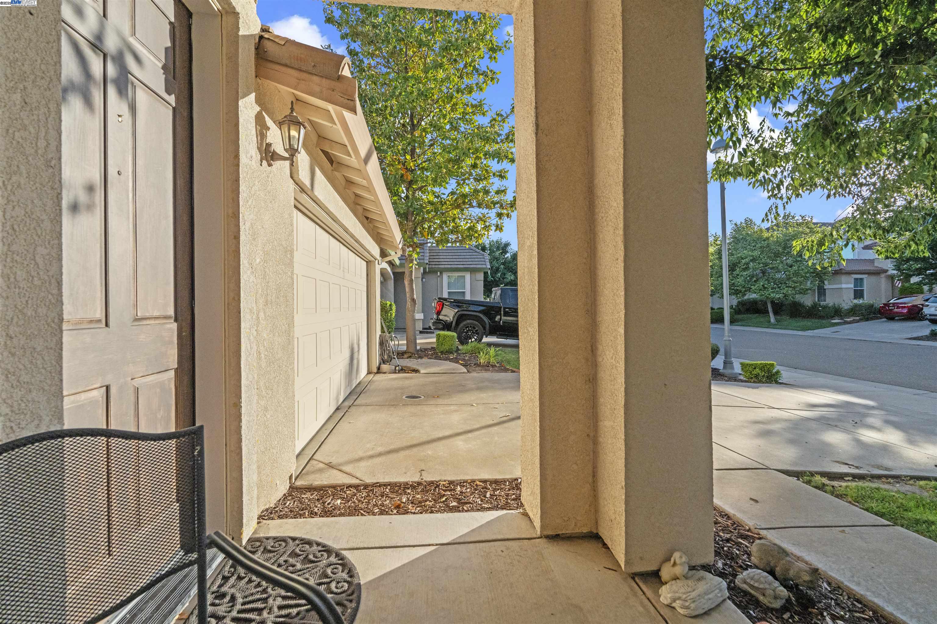 Detail Gallery Image 6 of 25 For 9516 Sarazen Ct, Patterson,  CA 95363 - 4 Beds | 3/1 Baths