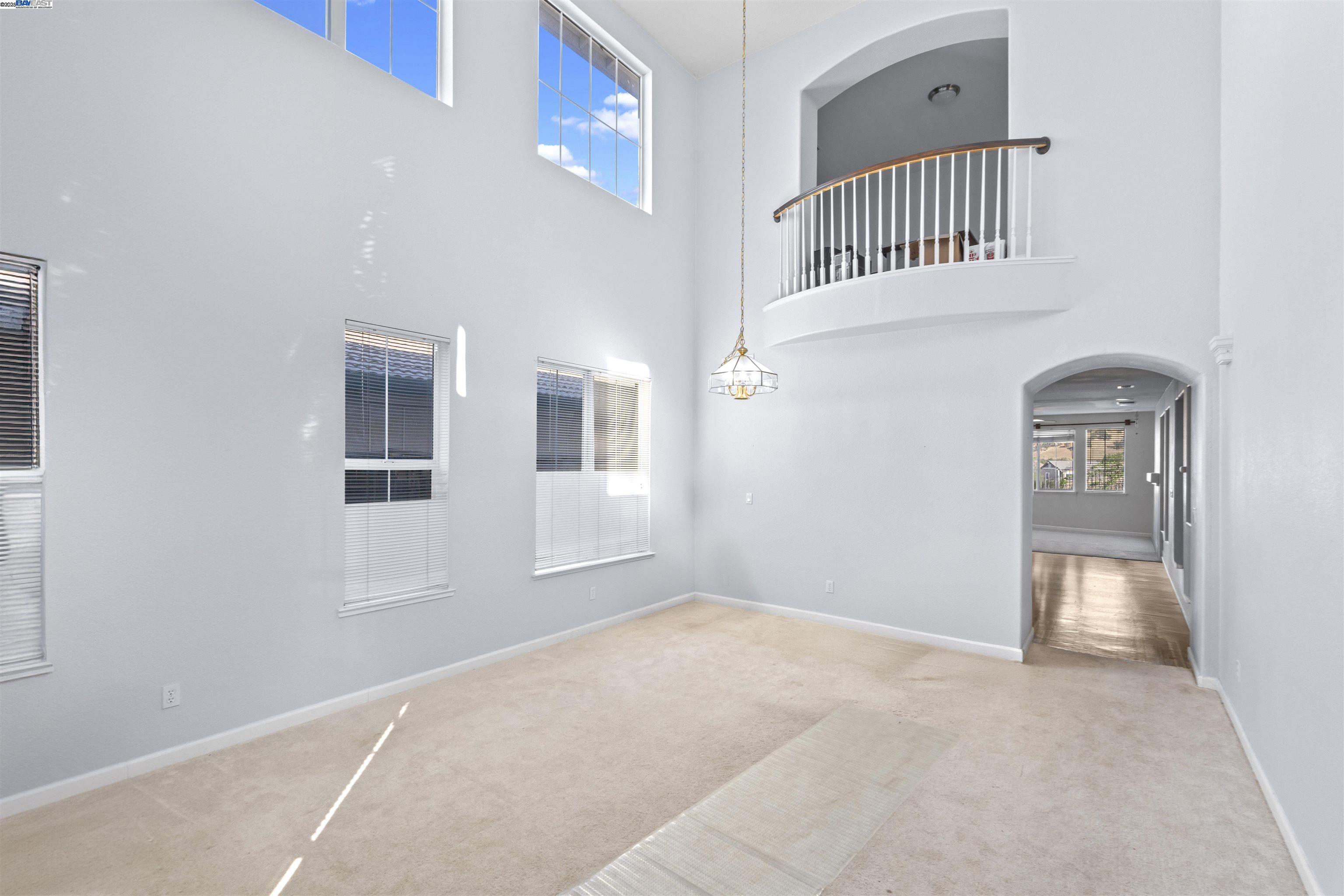 Detail Gallery Image 7 of 25 For 9516 Sarazen Ct, Patterson,  CA 95363 - 4 Beds | 3/1 Baths