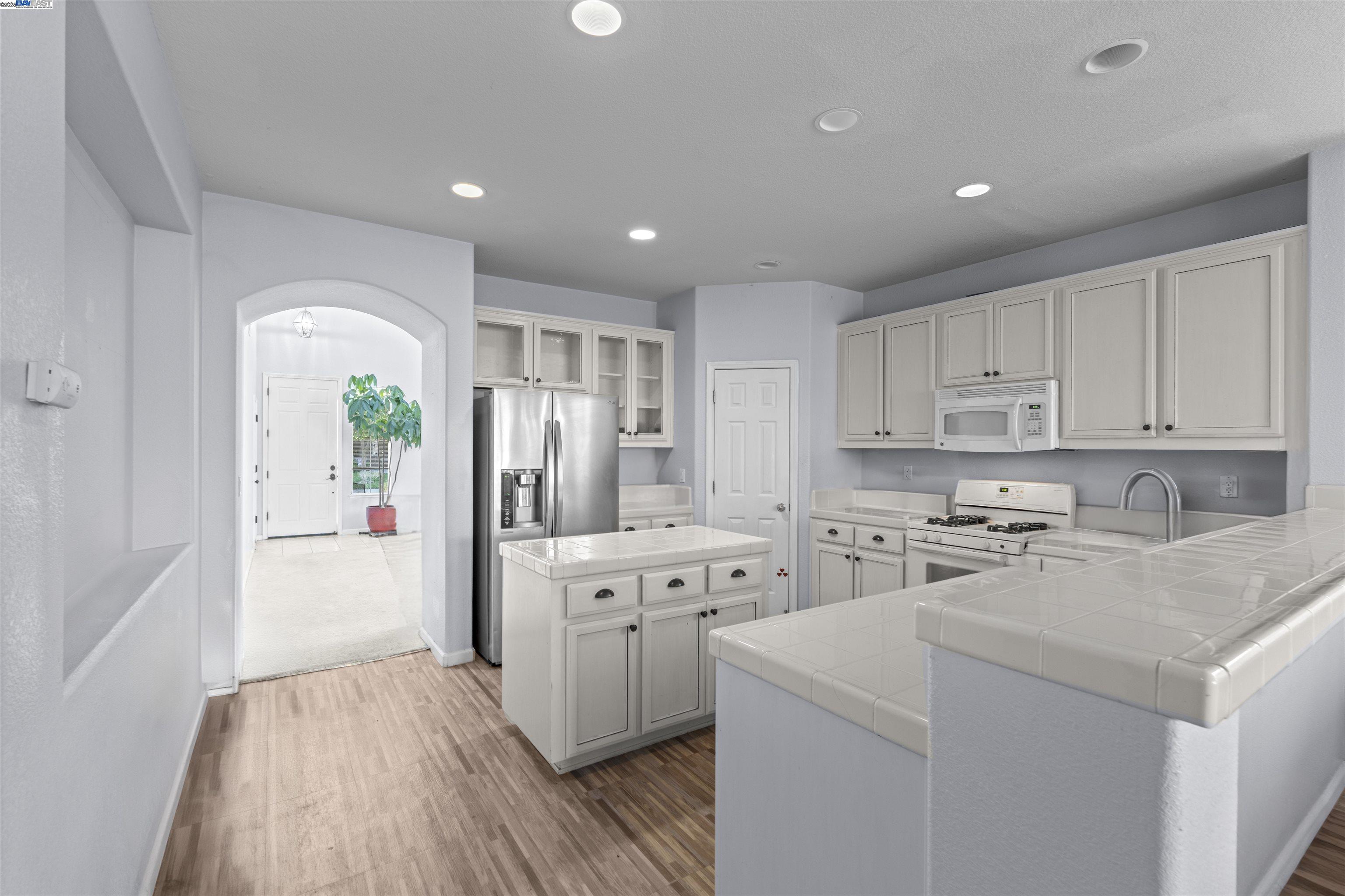 Detail Gallery Image 9 of 25 For 9516 Sarazen Ct, Patterson,  CA 95363 - 4 Beds | 3/1 Baths