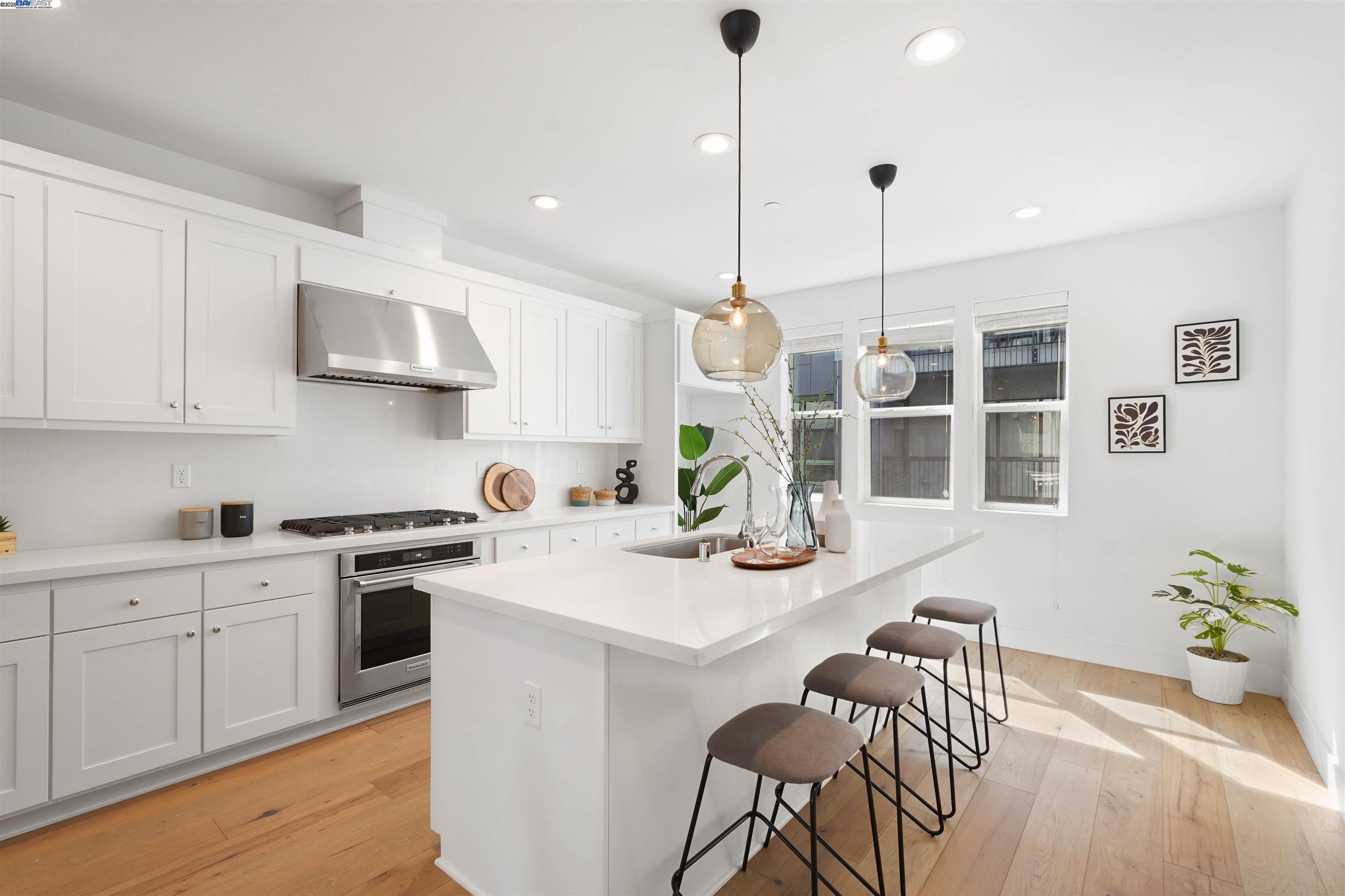 MLS: 41092105 Condo For Sale