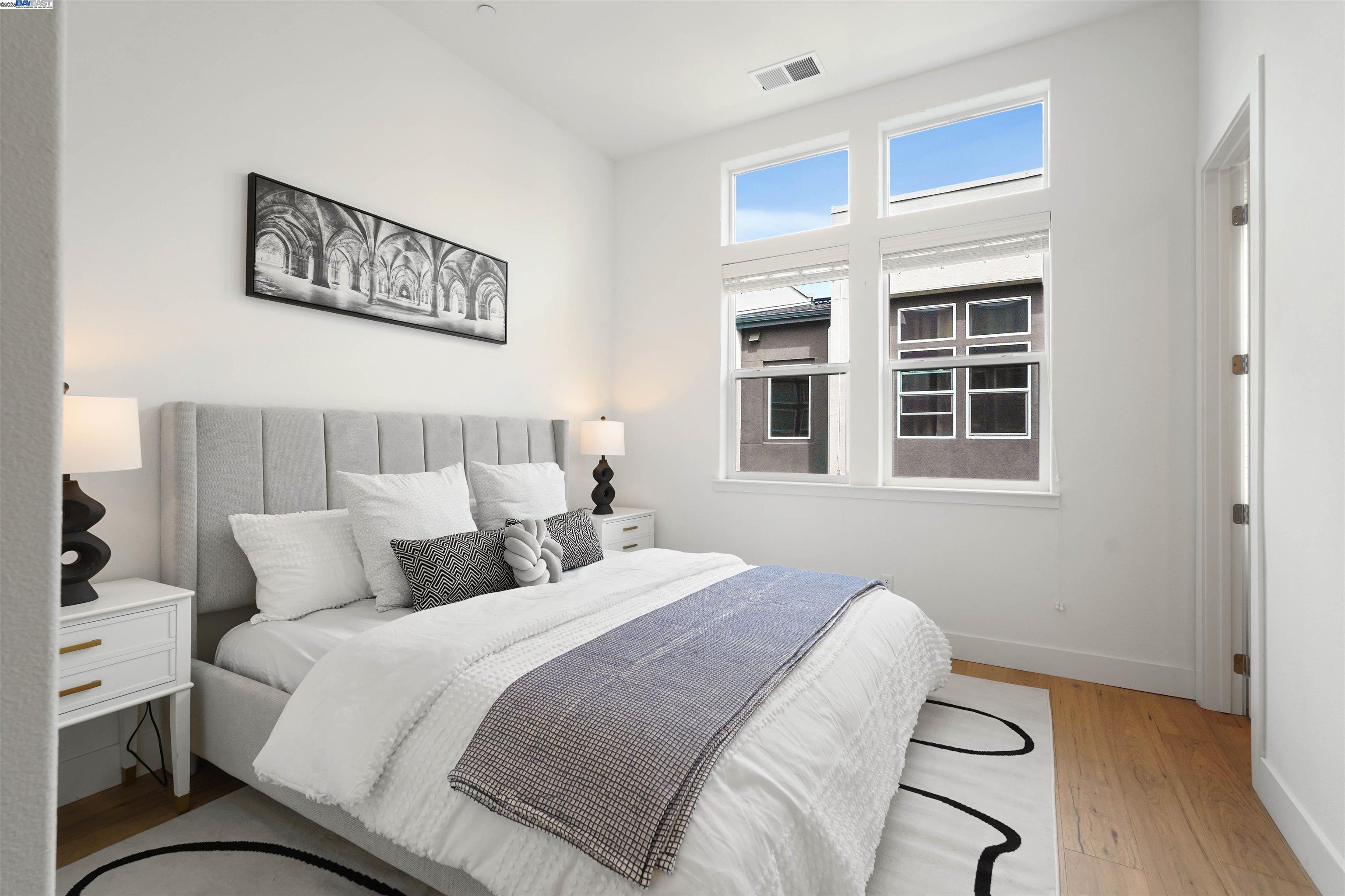 Photo #9: 41092105 Listing: Photo #9