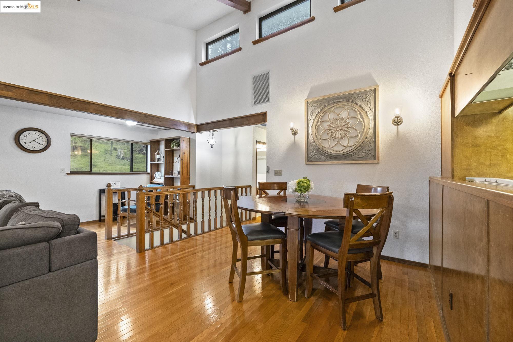 Detail Gallery Image 8 of 50 For 20197 Upper Skyridge Dr, Groveland,  CA 95321 - 3 Beds | 3 Baths