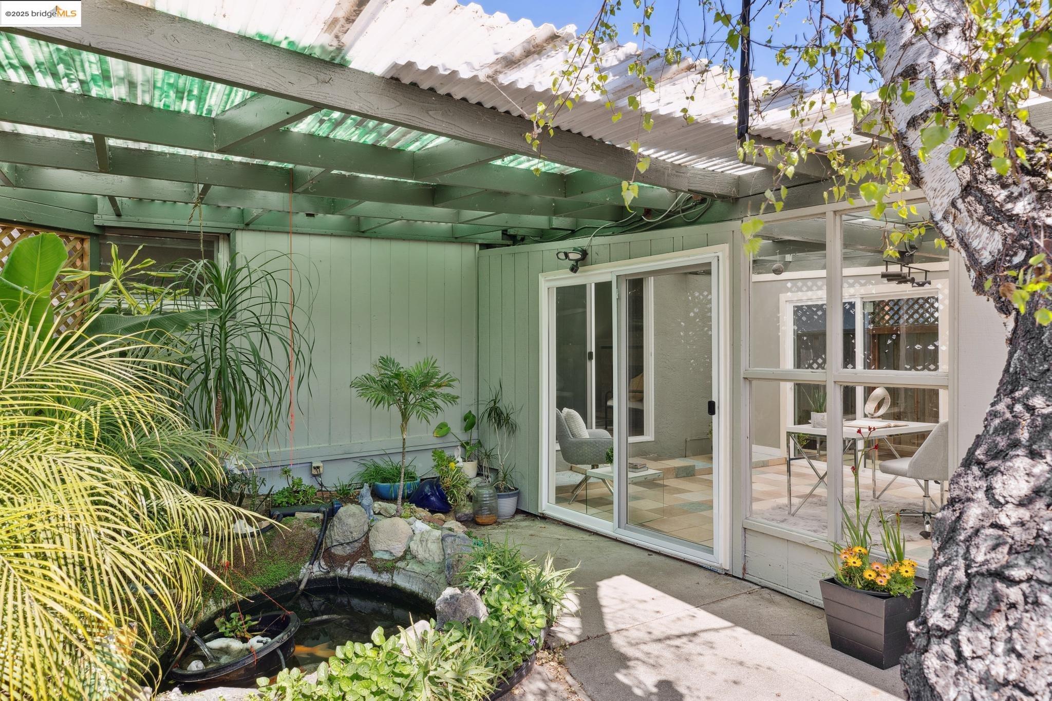 1962 Vining Dr