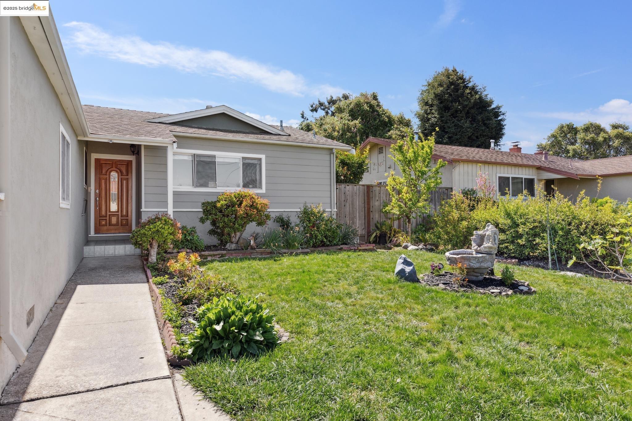 1962 Vining Dr