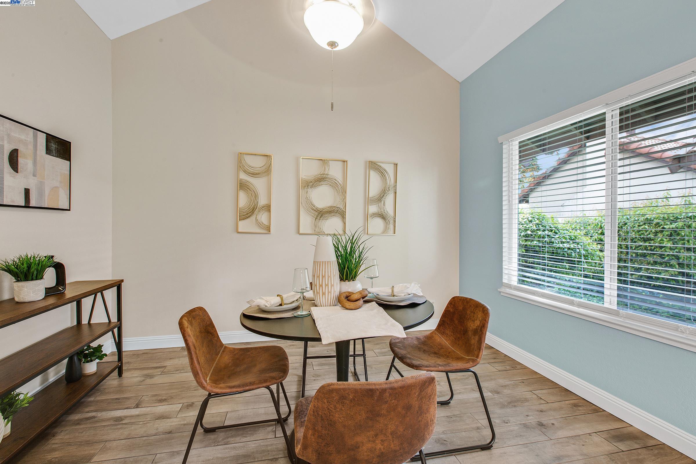 Detail Gallery Image 9 of 32 For 108 Morrow Ct, San Jose,  CA 95139 - 3 Beds | 2/1 Baths