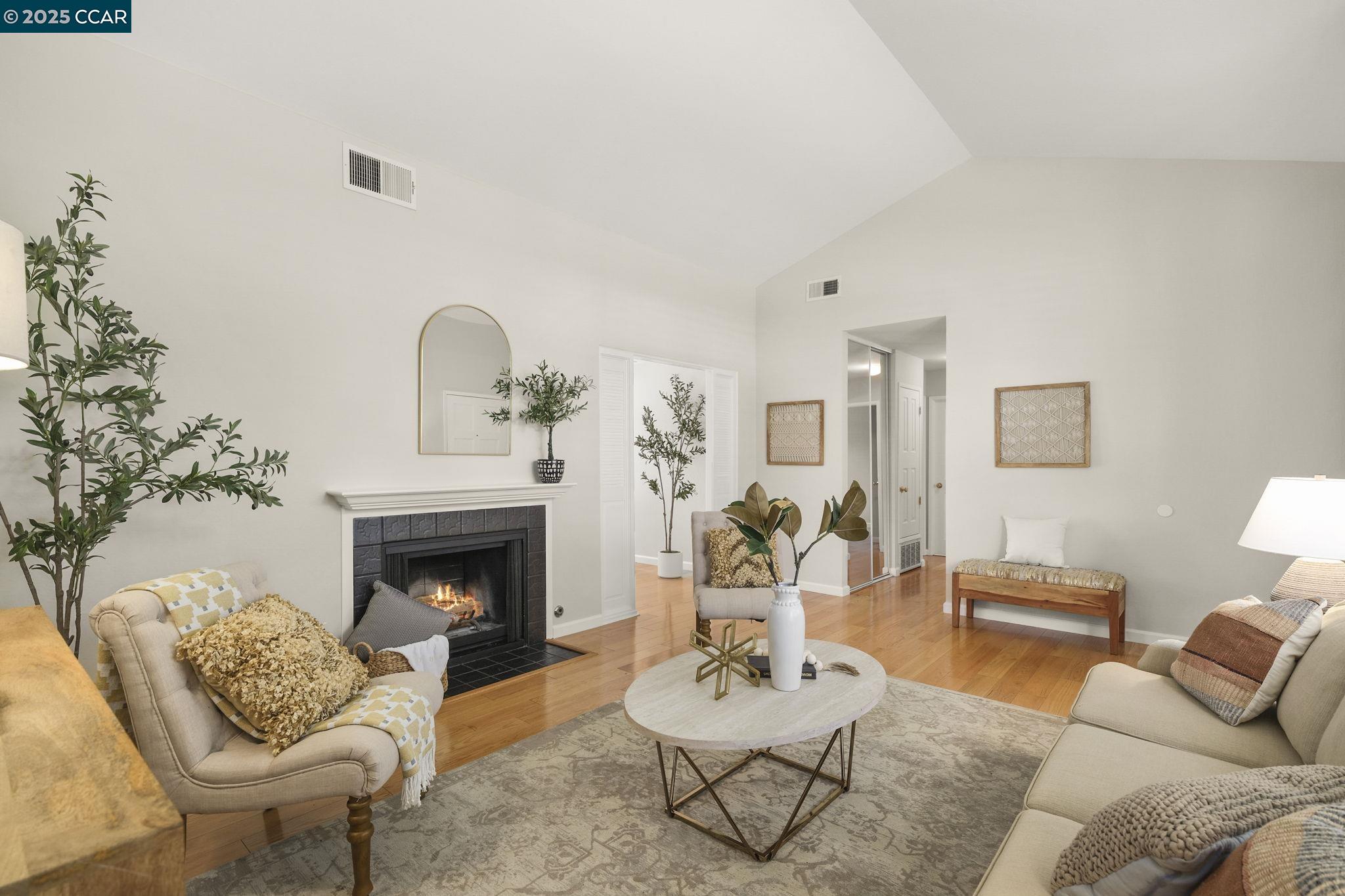 Photo #4: 41092128 Listing 