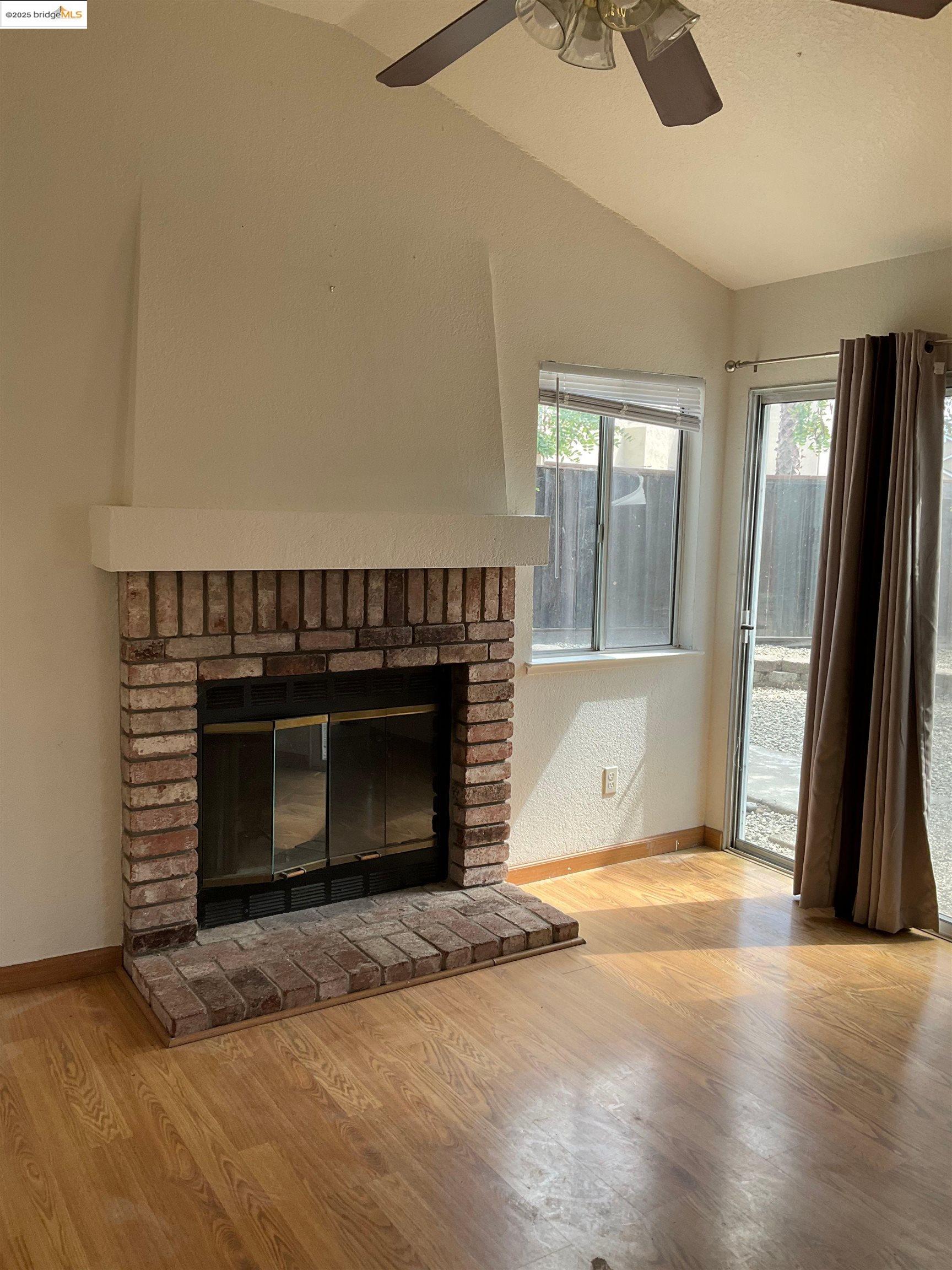 Detail Gallery Image 11 of 13 For 1770 Domaine Way, Oakley,  CA 94561 - 3 Beds | 2 Baths