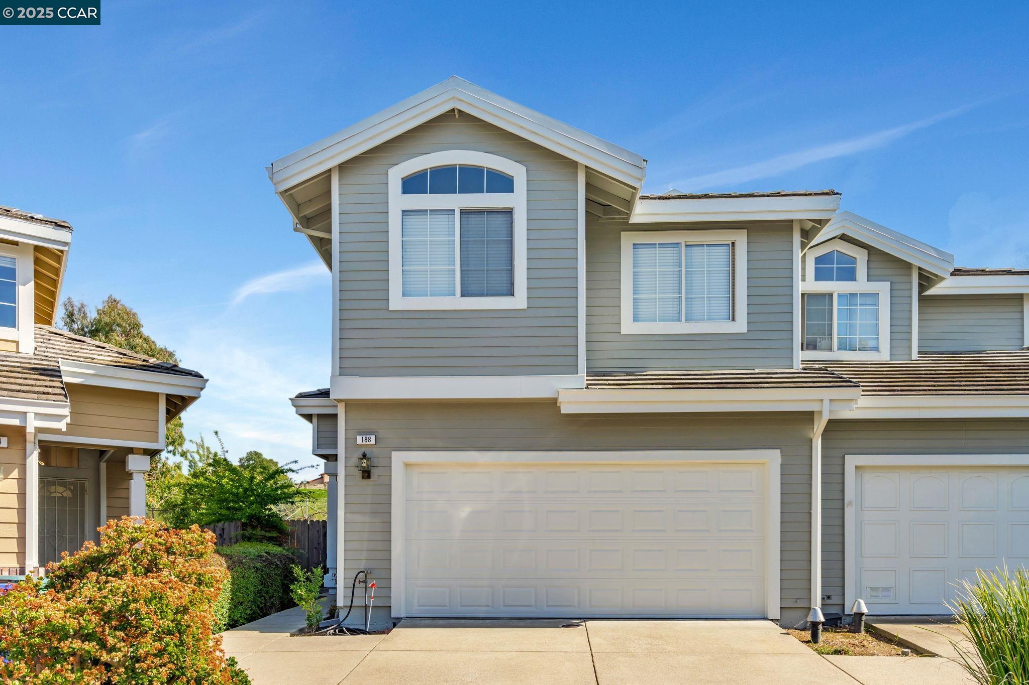 Detail Gallery Image 1 of 1 For 188 Scotts Vly, Hercules,  CA 94547 - 3 Beds | 2/1 Baths