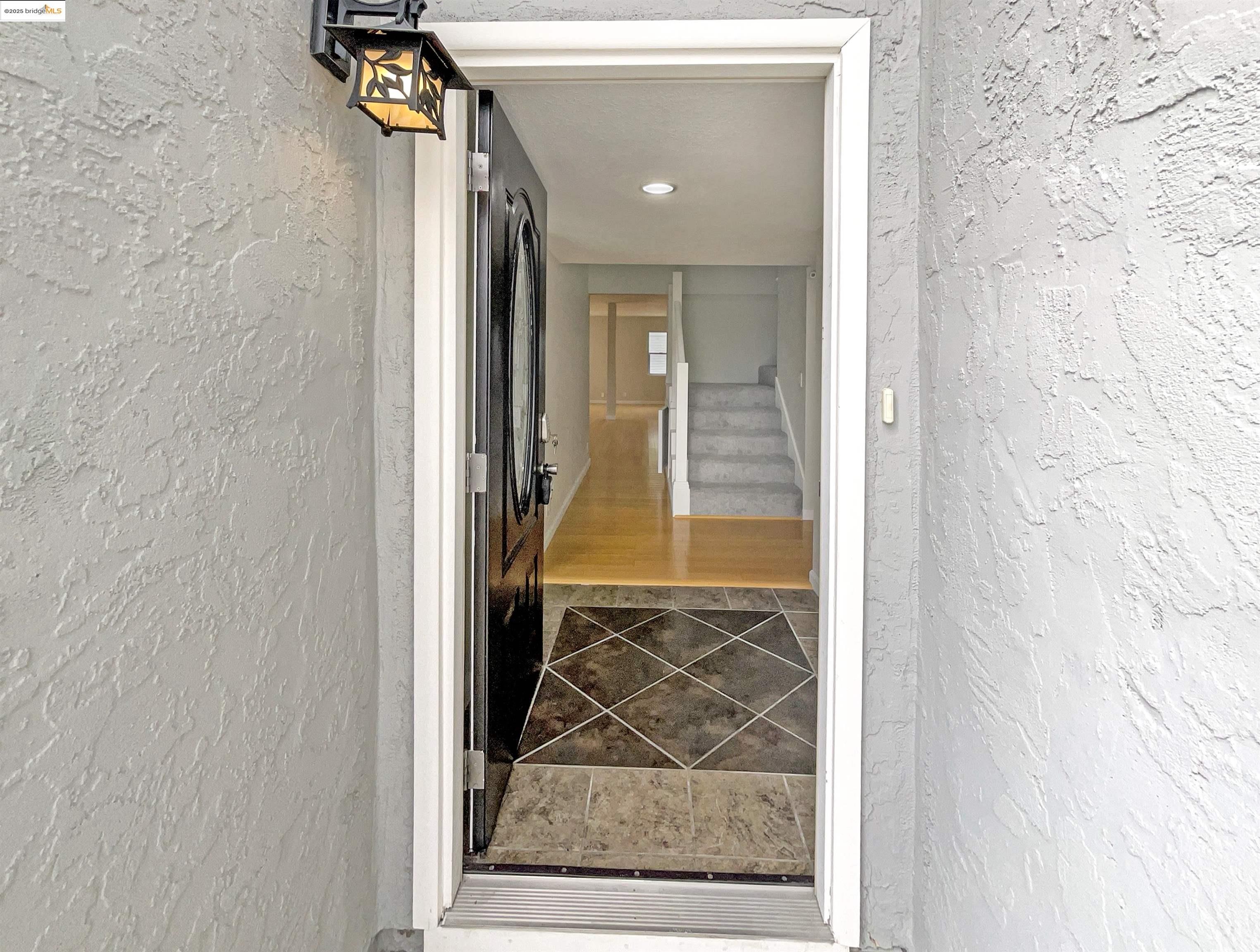 Detail Gallery Image 12 of 30 For 883 Calle De Verde, San Jose,  CA 95136 - 3 Beds | 2/1 Baths