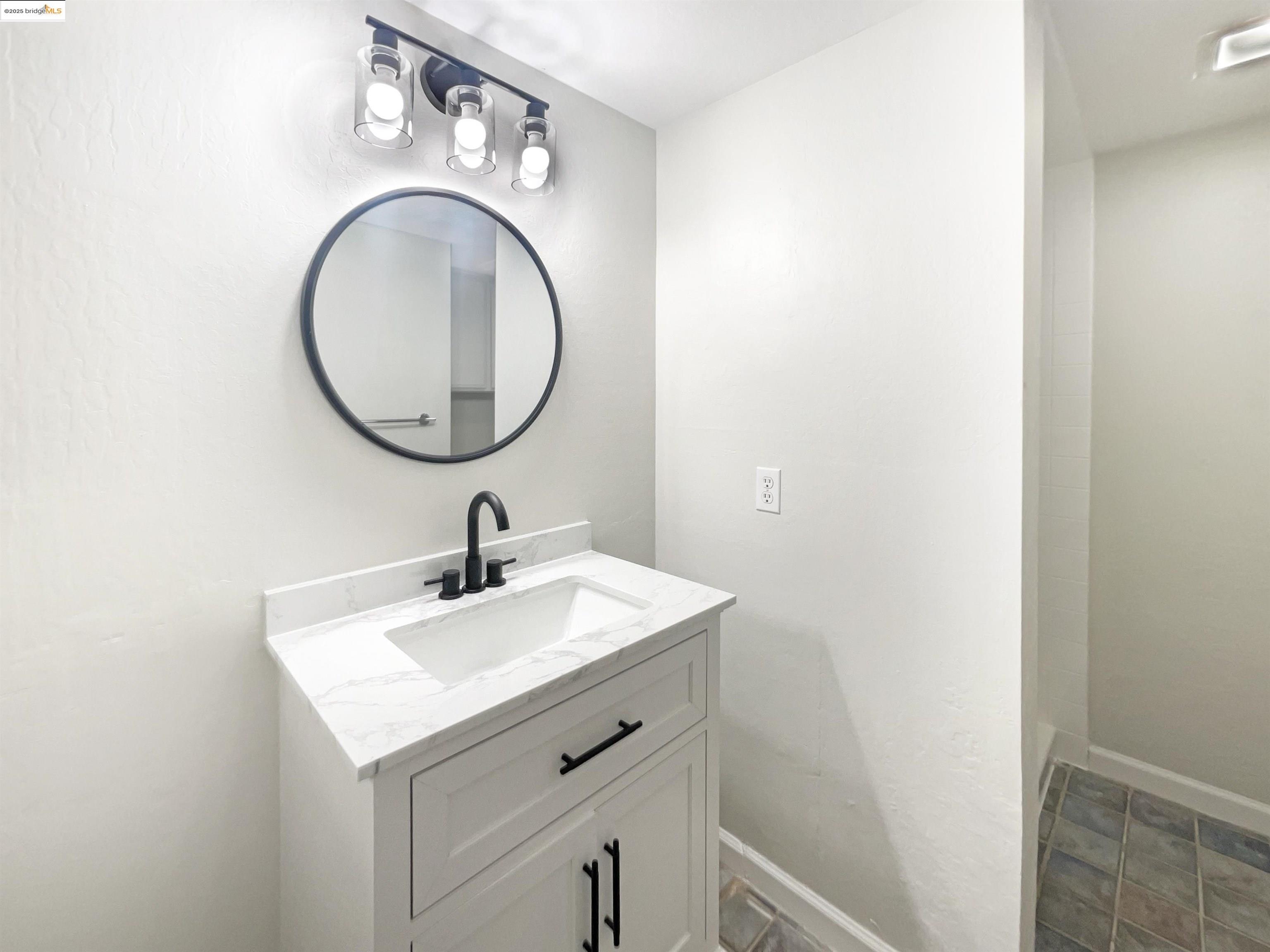 Detail Gallery Image 24 of 30 For 883 Calle De Verde, San Jose,  CA 95136 - 3 Beds | 2/1 Baths