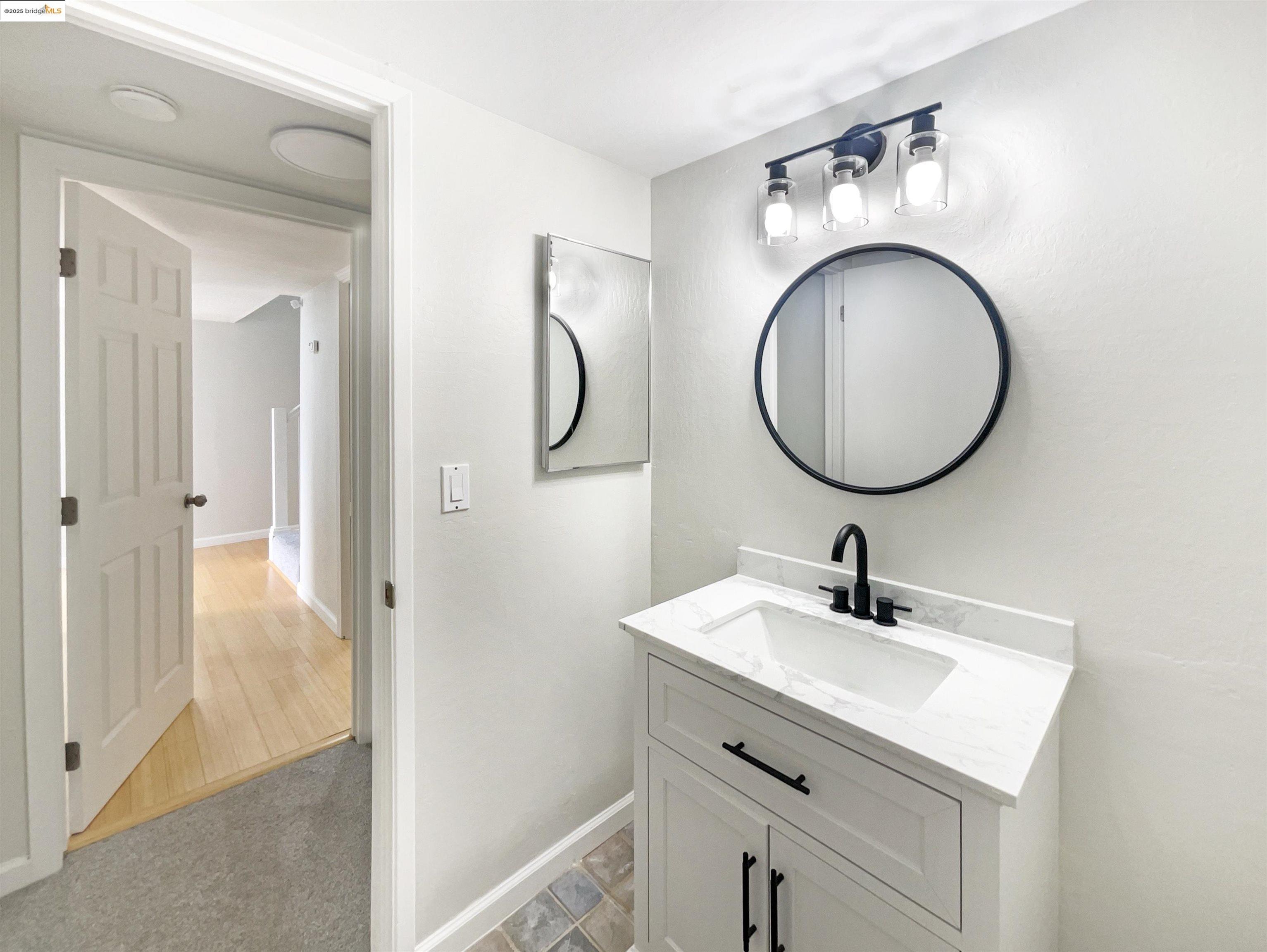 Detail Gallery Image 26 of 30 For 883 Calle De Verde, San Jose,  CA 95136 - 3 Beds | 2/1 Baths