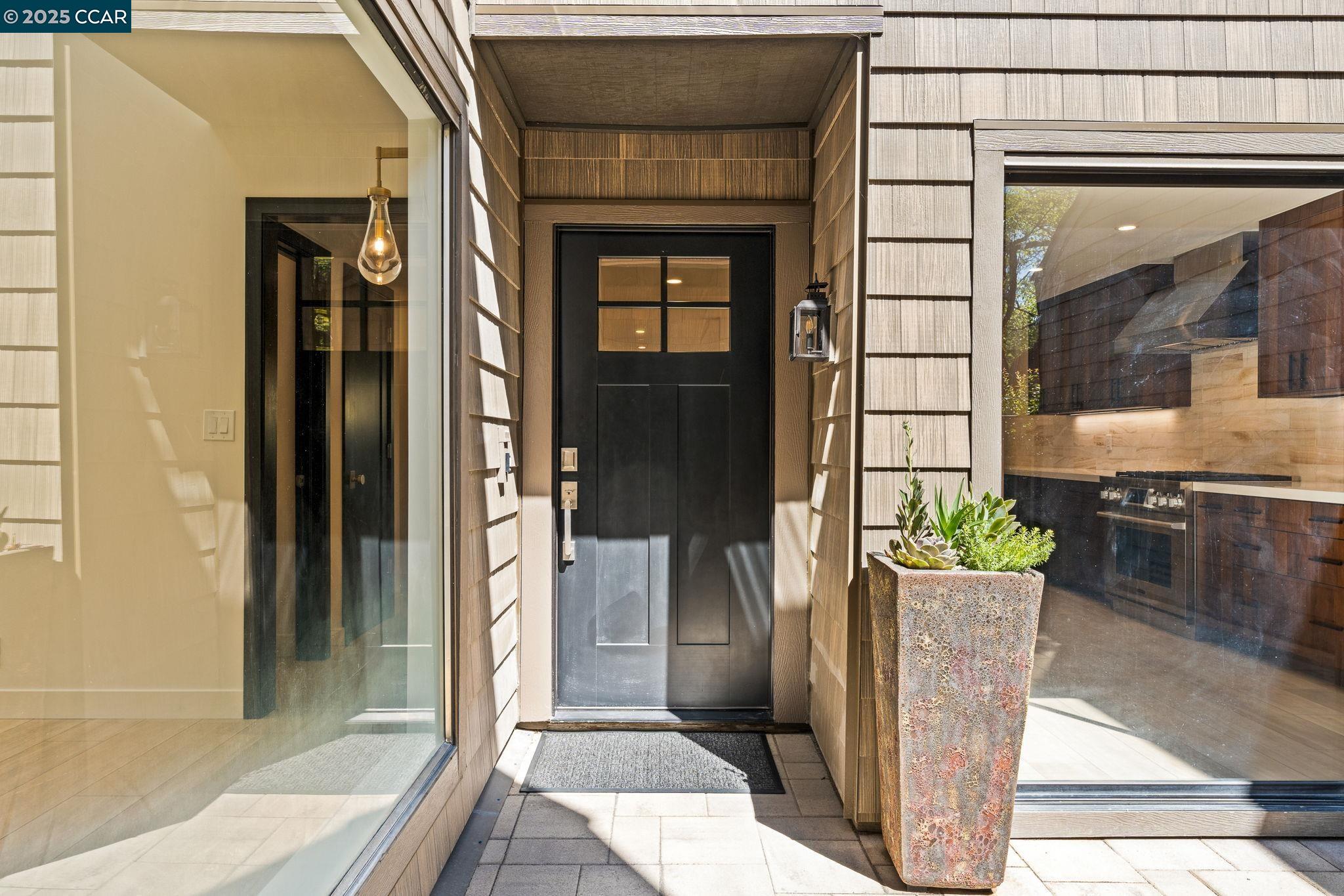 Photo #2: 41092183 Listing 