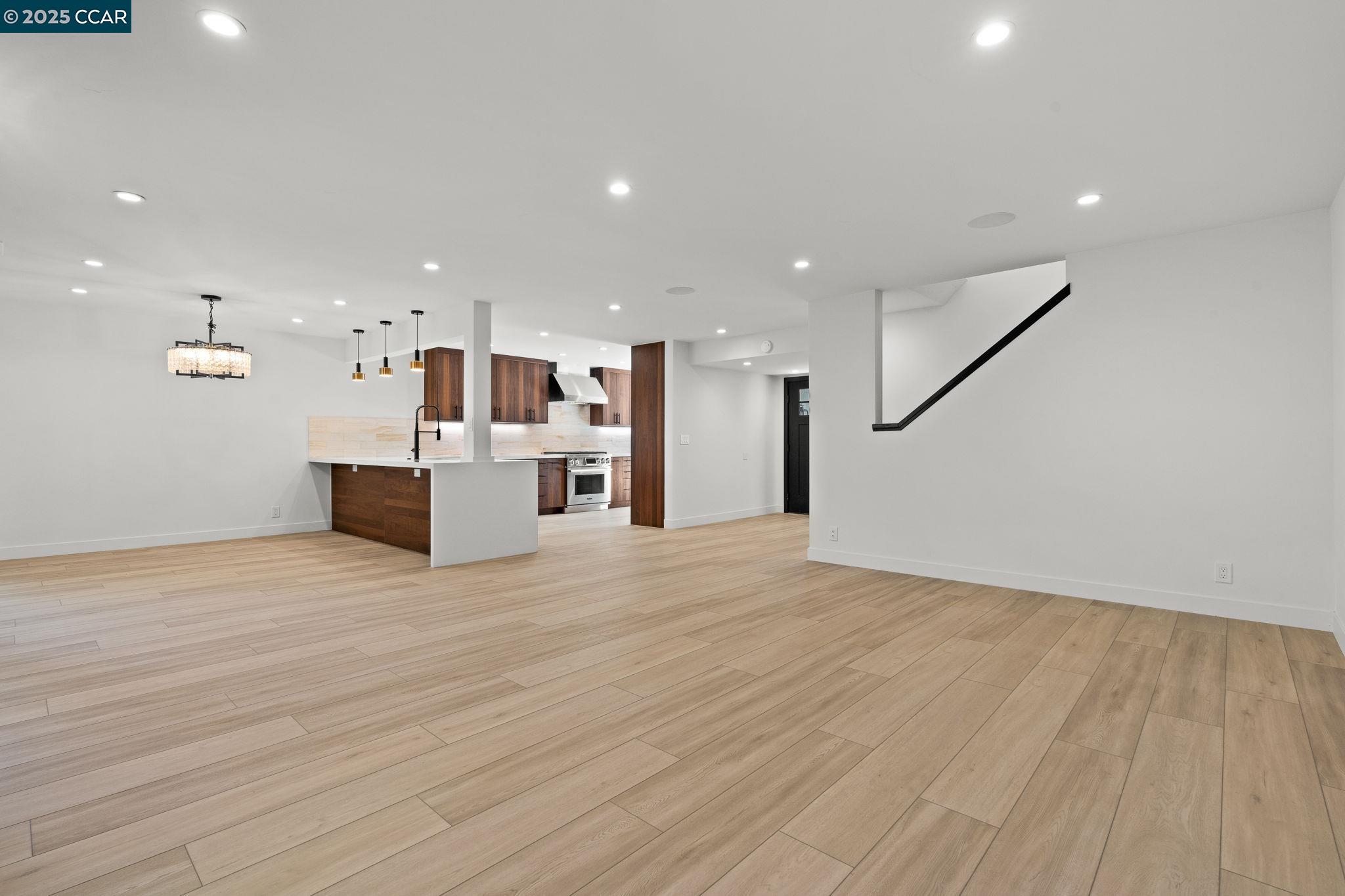 Photo #6: 41092183 Listing 