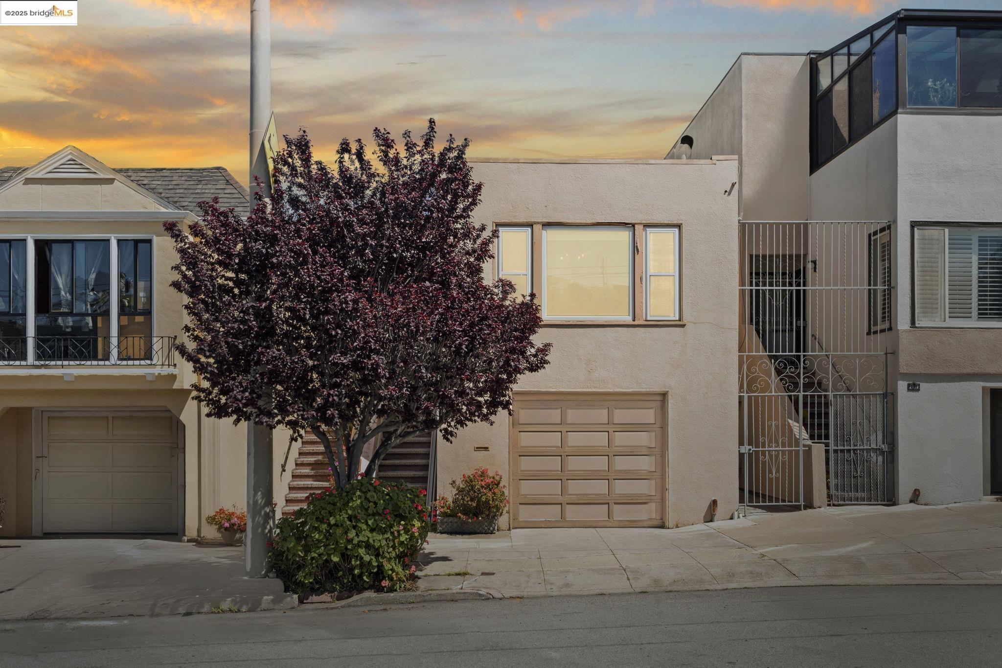 Detail Gallery Image 1 of 1 For 2022 Palou Ave, San Francisco,  CA 94124 - 0 Beds | 1 Baths