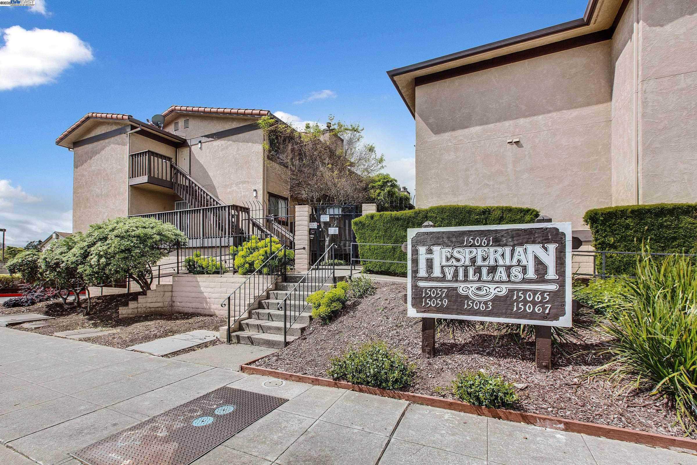 Detail Gallery Image 5 of 39 For 15059 Hesperian #38,  San Leandro,  CA 94578 - 1 Beds | 1 Baths