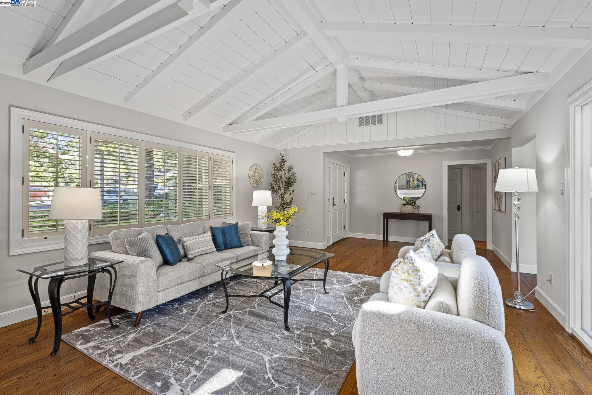 Detail Gallery Image 4 of 46 For 3559 S Silver Springs Rd, Lafayette,  CA 94549 - 7 Beds | 5 Baths