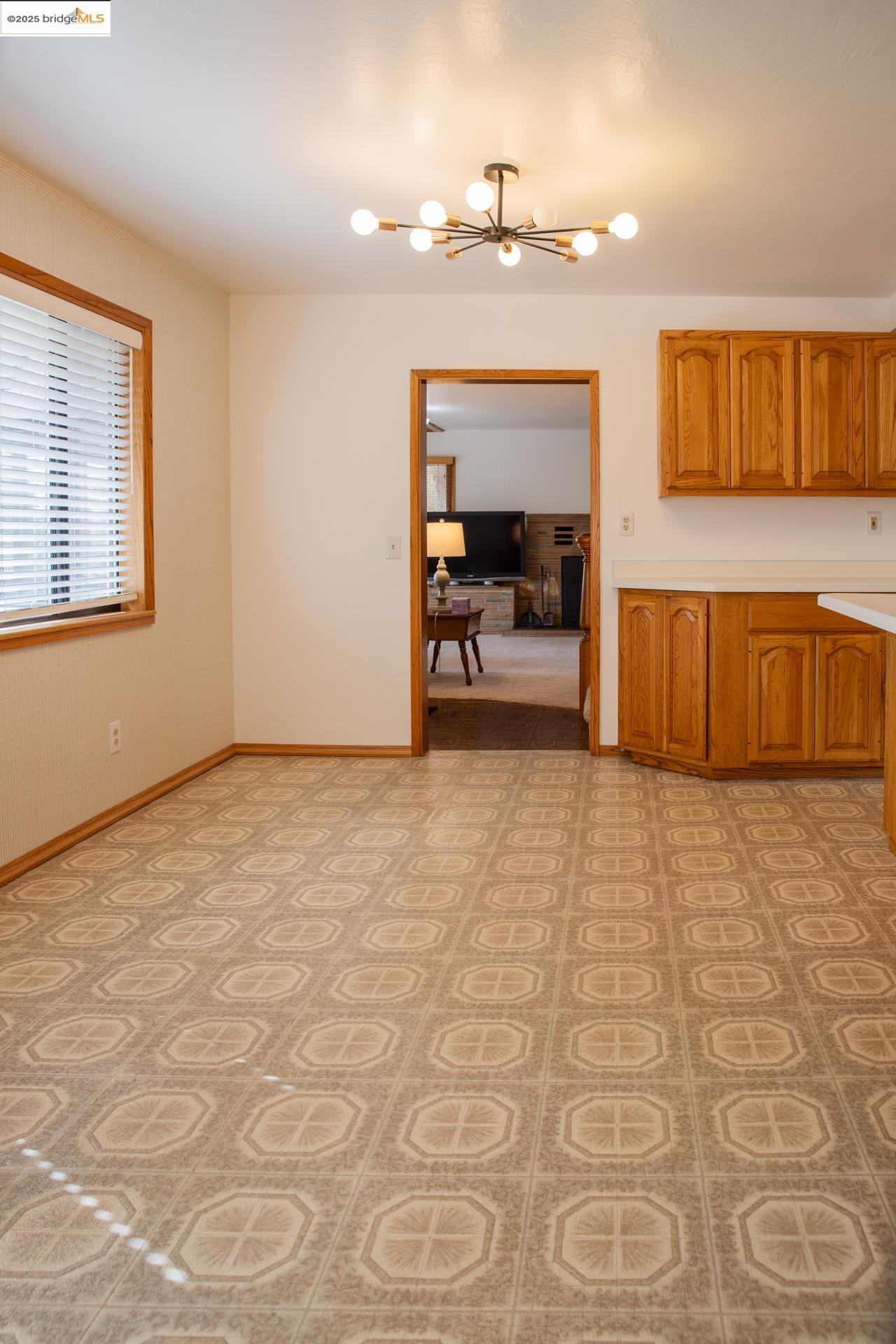 Detail Gallery Image 13 of 55 For 18844 Holly Dr, Twain Harte,  CA 95383 - 3 Beds | 2 Baths