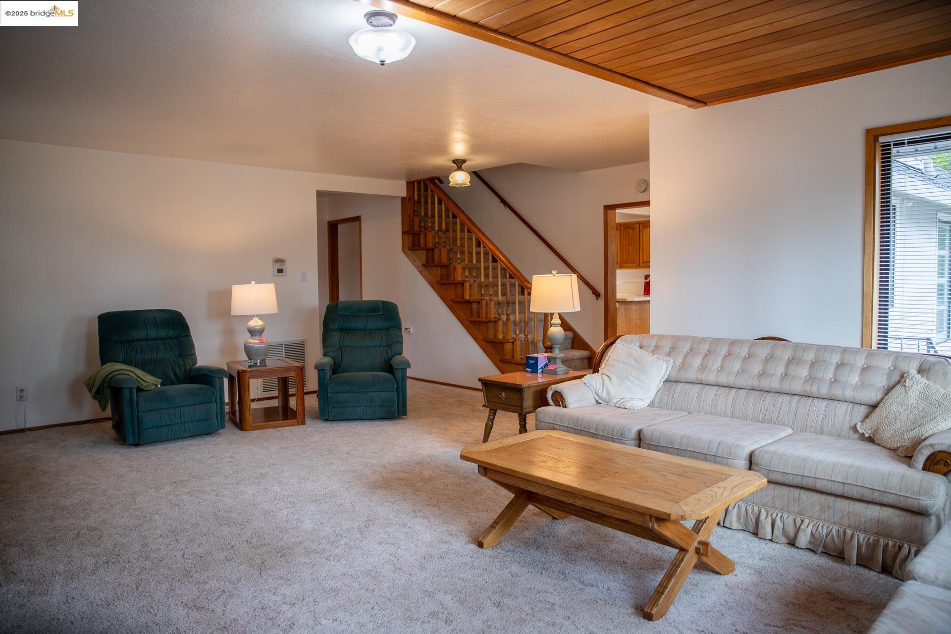 Detail Gallery Image 7 of 55 For 18844 Holly Dr, Twain Harte,  CA 95383 - 3 Beds | 2 Baths