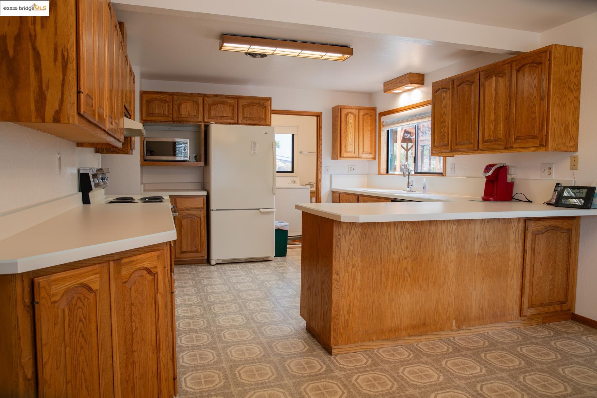 Detail Gallery Image 10 of 55 For 18844 Holly Dr, Twain Harte,  CA 95383 - 3 Beds | 2 Baths