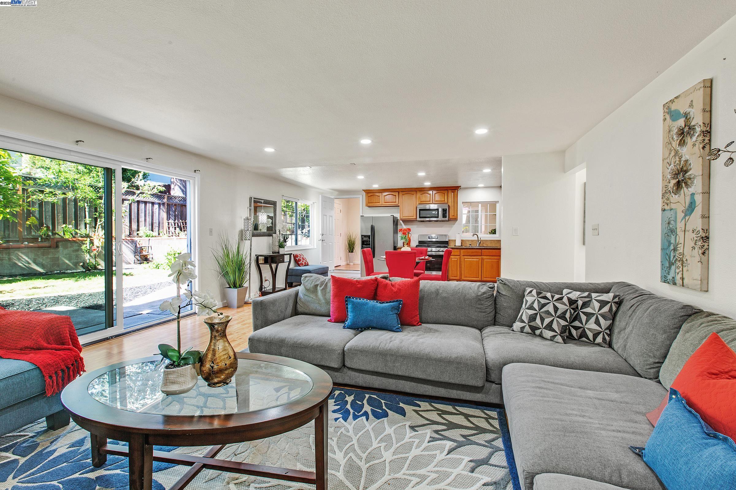 Detail Gallery Image 22 of 42 For 3578 Jerald Ct, Castro Valley,  CA 94546 - 4 Beds | 3 Baths