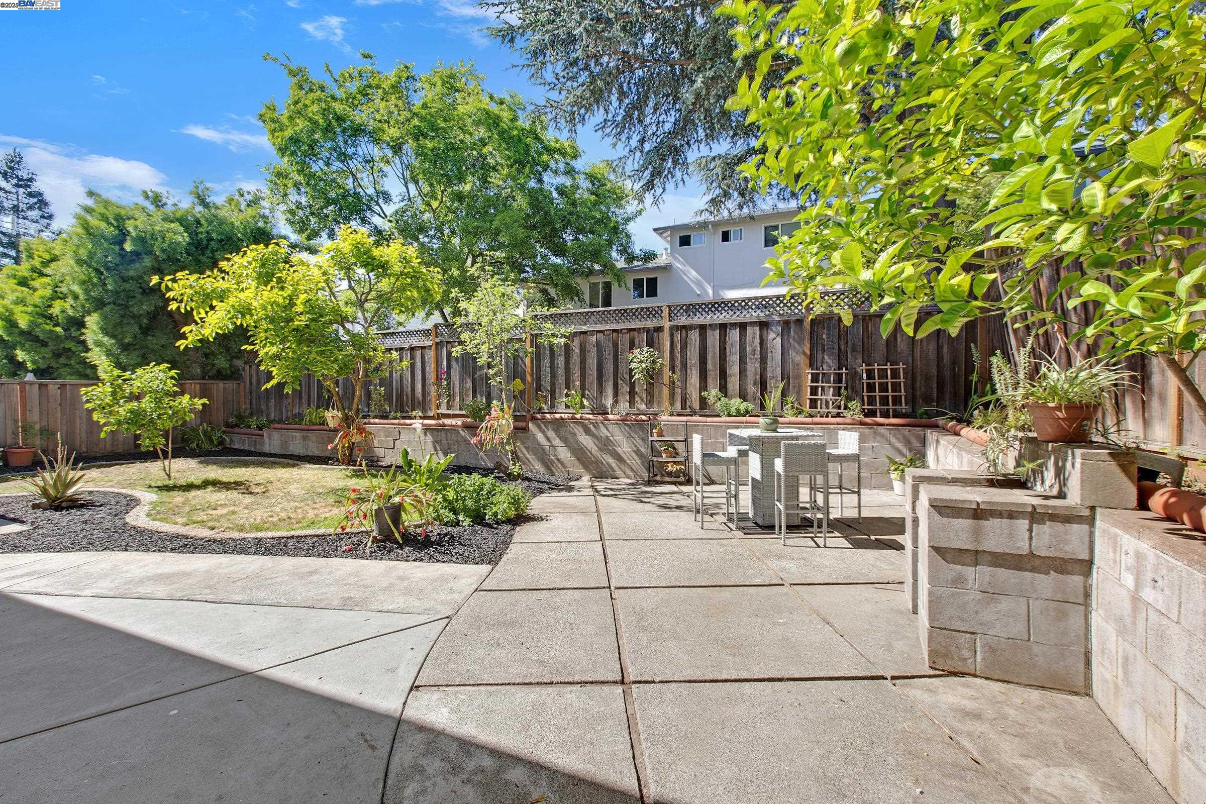 Detail Gallery Image 40 of 42 For 3578 Jerald Ct, Castro Valley,  CA 94546 - 4 Beds | 3 Baths