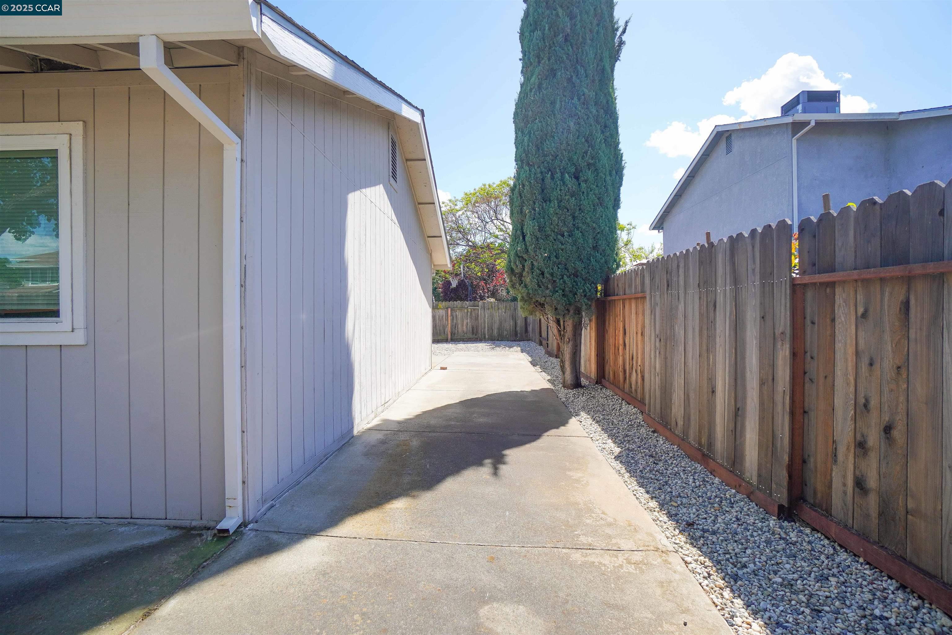 Detail Gallery Image 31 of 36 For 81 Pioneer Ct, Oakley,  CA 94561 - 4 Beds | 2/1 Baths