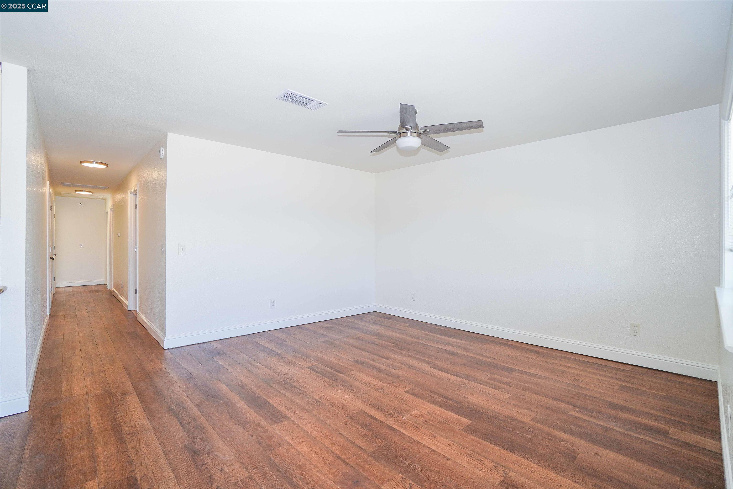 Detail Gallery Image 5 of 36 For 81 Pioneer Ct, Oakley,  CA 94561 - 4 Beds | 2/1 Baths