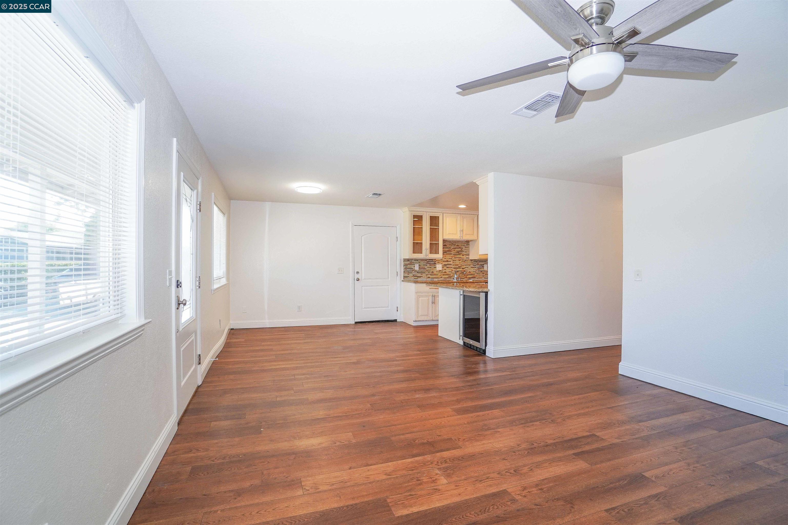 Detail Gallery Image 7 of 36 For 81 Pioneer Ct, Oakley,  CA 94561 - 4 Beds | 2/1 Baths