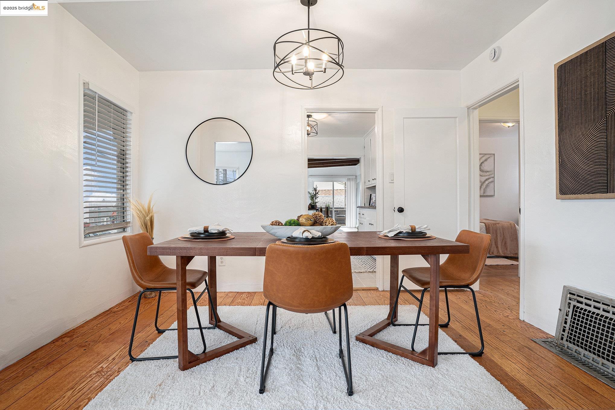 Detail Gallery Image 7 of 30 For 4472 Masterson St, Oakland,  CA 94619 - 3 Beds | 2 Baths