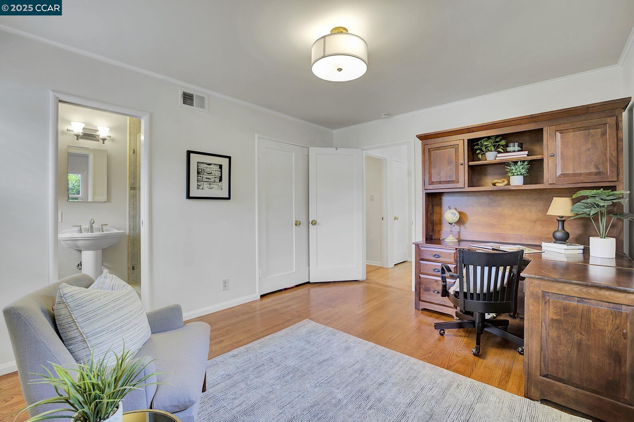 Detail Gallery Image 21 of 32 For 3154 Hacienda St, San Mateo,  CA 94403 - 4 Beds | 3 Baths