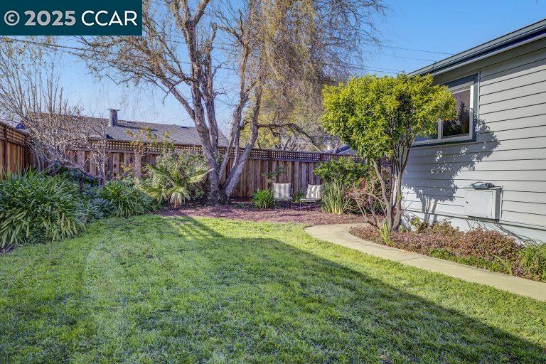 Detail Gallery Image 30 of 32 For 3154 Hacienda St, San Mateo,  CA 94403 - 4 Beds | 3 Baths
