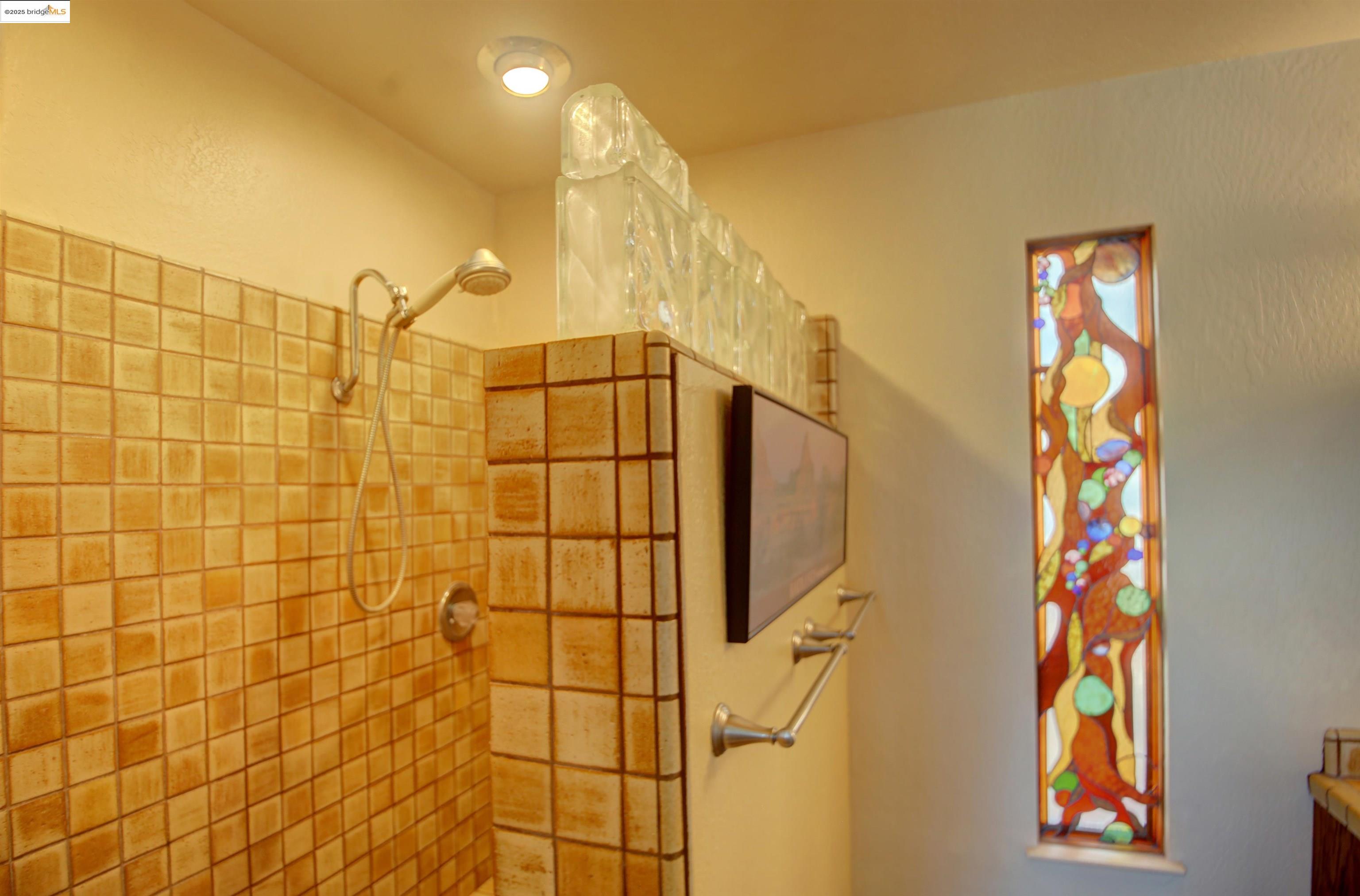 Detail Gallery Image 11 of 60 For 20239 Pine Mountain Dr, Groveland,  CA 95321 - 4 Beds | 3 Baths