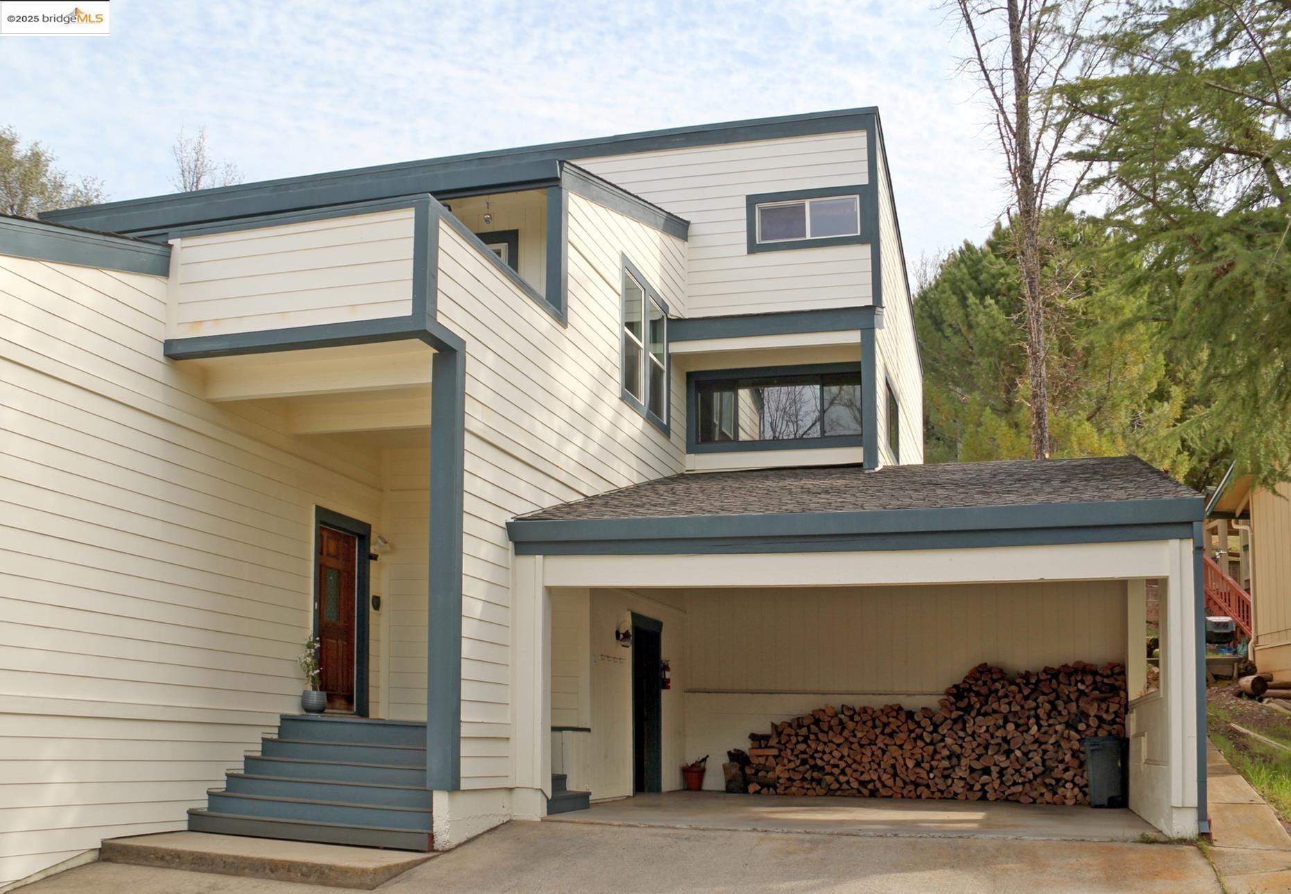 Detail Gallery Image 3 of 60 For 20239 Pine Mountain Dr, Groveland,  CA 95321 - 4 Beds | 3 Baths