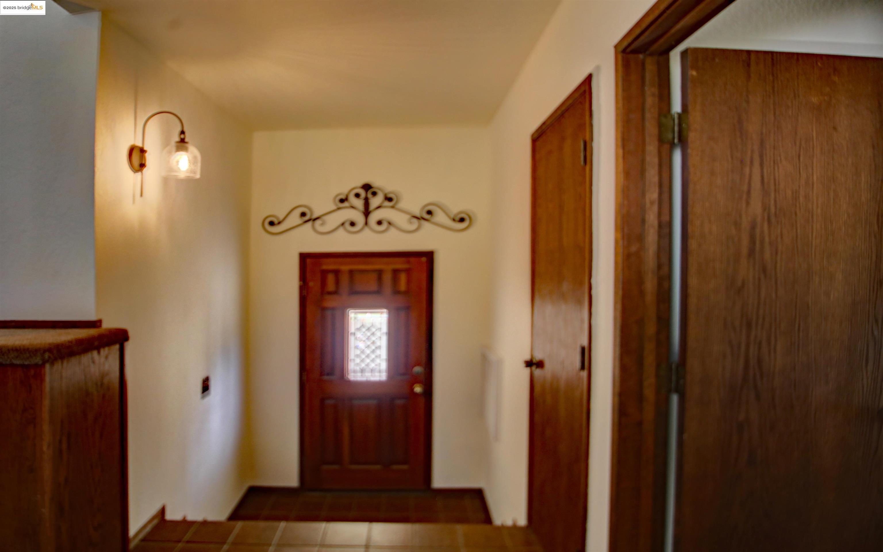 Detail Gallery Image 4 of 60 For 20239 Pine Mountain Dr, Groveland,  CA 95321 - 4 Beds | 3 Baths