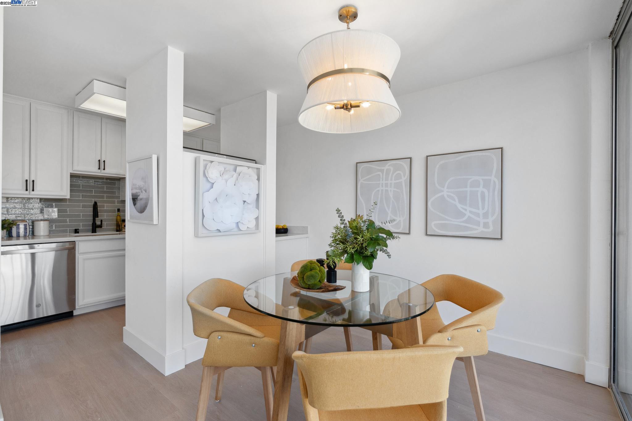 1 Kelton Ct # 9F, Oakland, California 94611, 1 Bedroom Bedrooms, 3 Rooms Rooms,1 BathroomBathrooms,Residential,For Sale,1 Kelton Ct # 9F,41092246