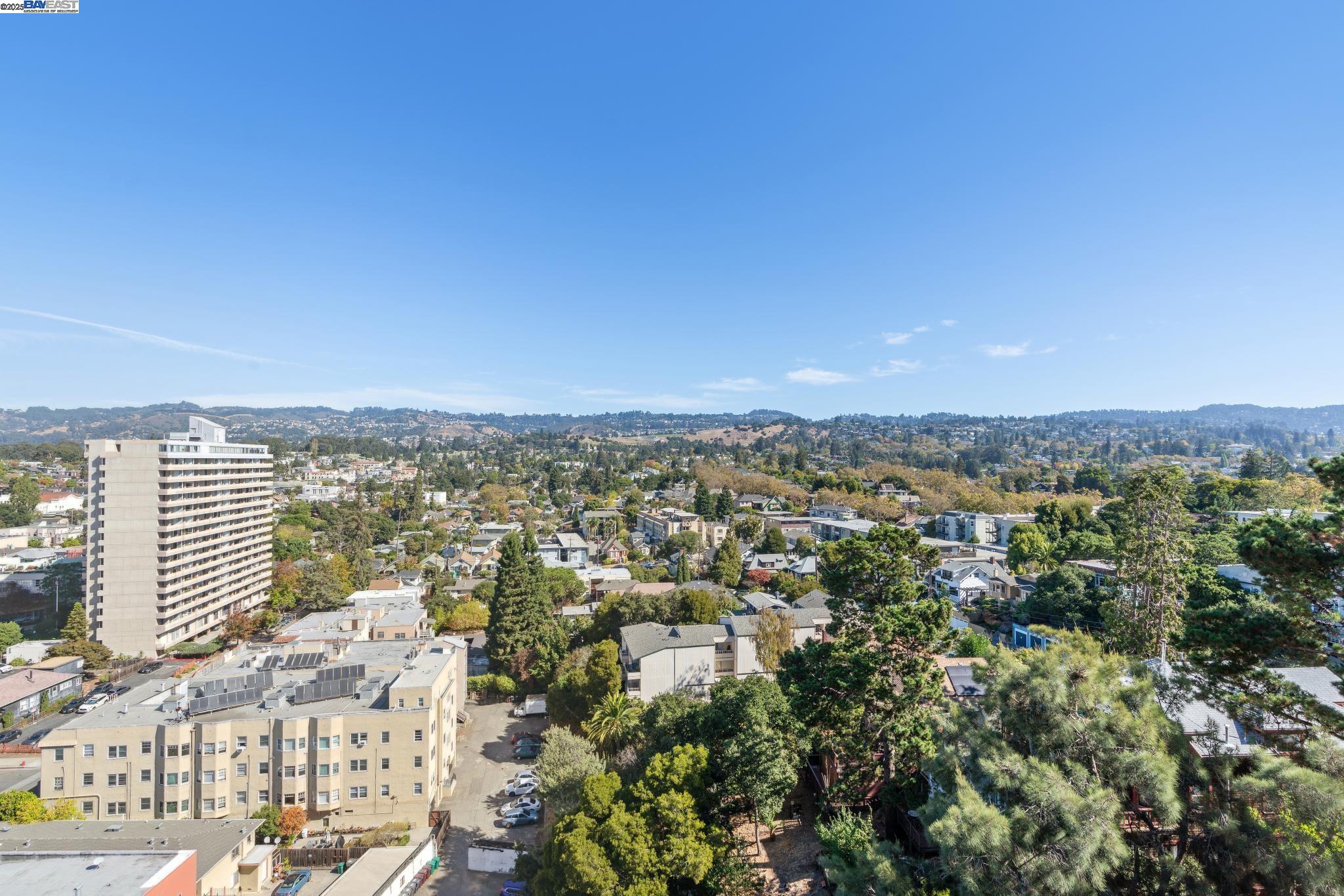 1 Kelton Ct # 9F, Oakland, California 94611, 1 Bedroom Bedrooms, 3 Rooms Rooms,1 BathroomBathrooms,Residential,For Sale,1 Kelton Ct # 9F,41092246