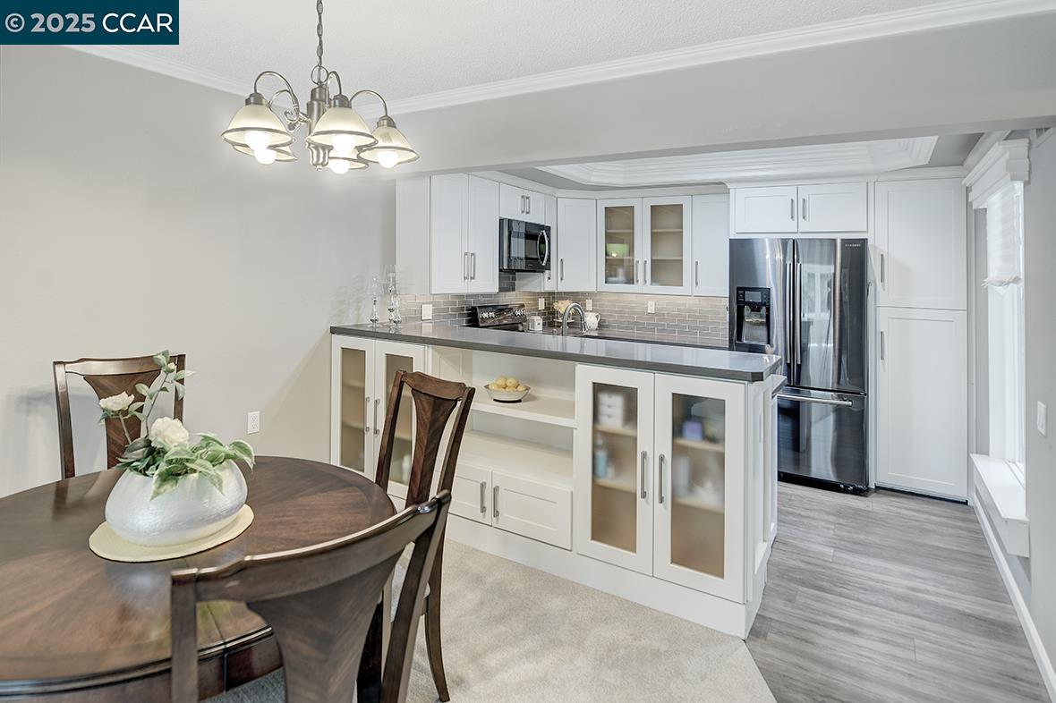 MLS: 41092248 Condo For Sale