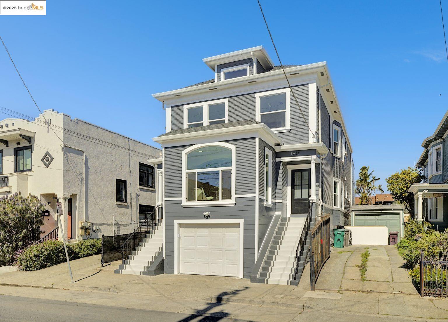 Detail Gallery Image 1 of 1 For 1625 4th Ave, Oakland,  CA 94606 - – Beds | – Baths