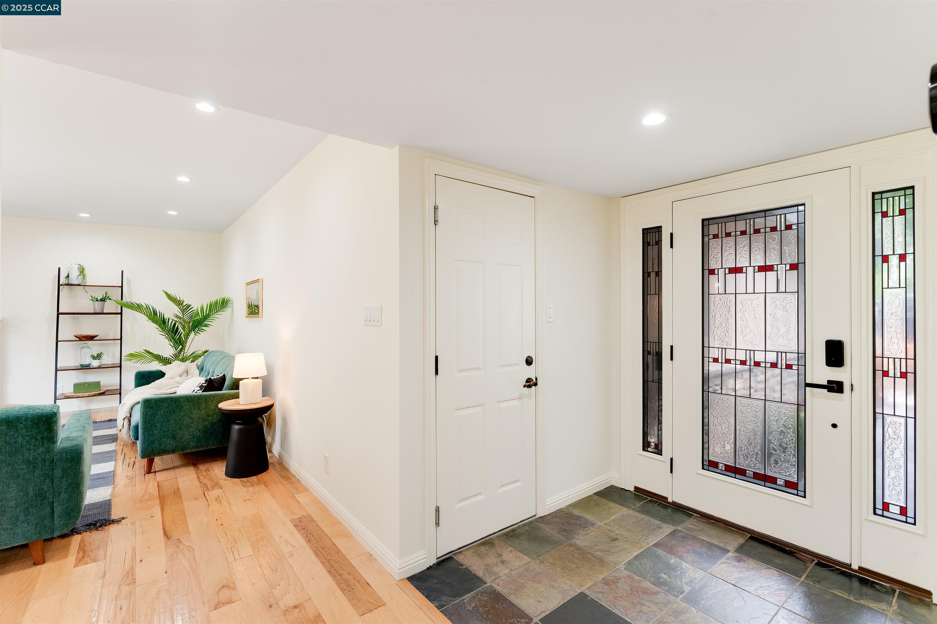Detail Gallery Image 11 of 60 For 438 Odin Dr, Pleasant Hill,  CA 94523 - 4 Beds | 2 Baths