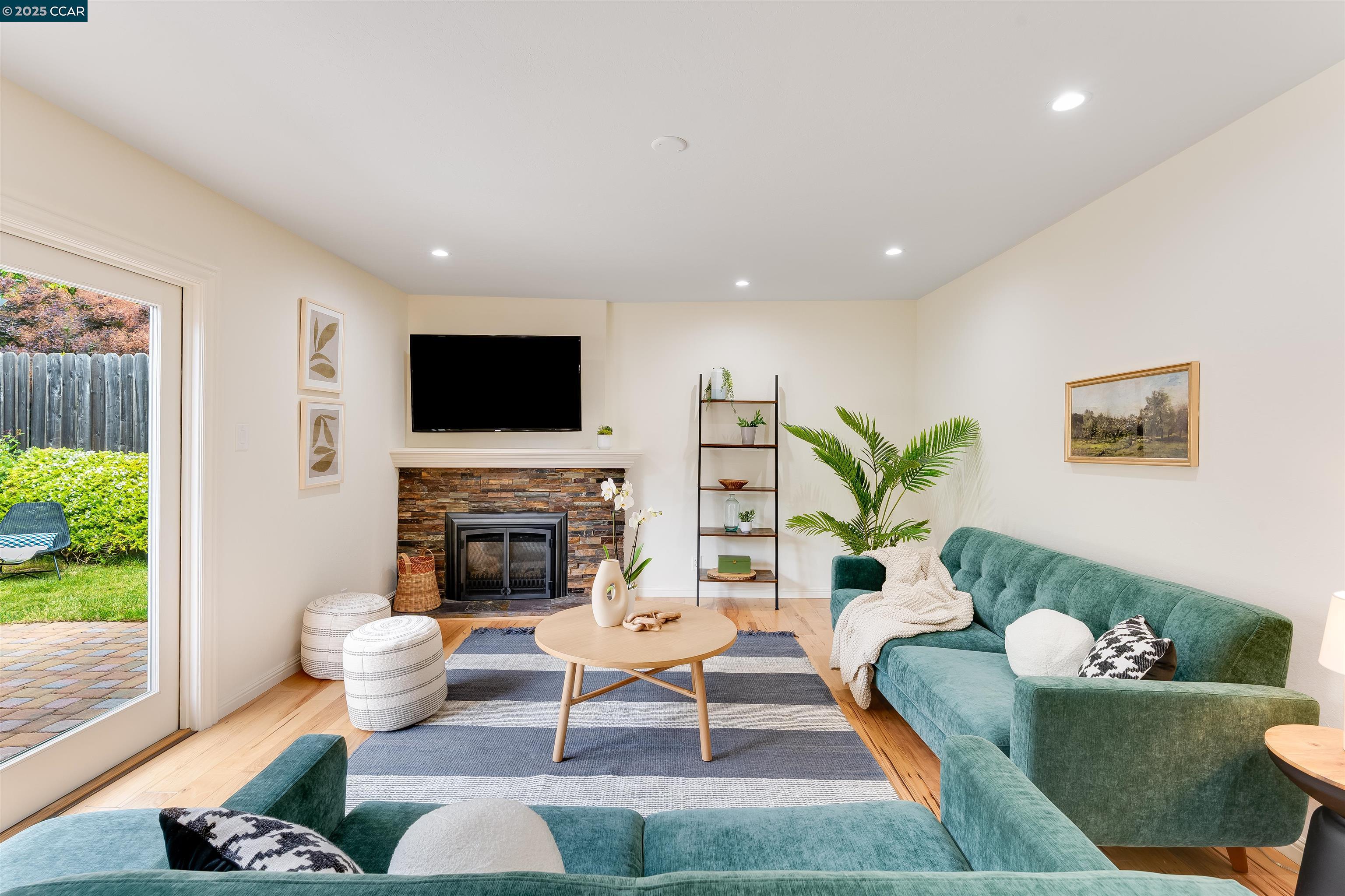 Detail Gallery Image 13 of 60 For 438 Odin Dr, Pleasant Hill,  CA 94523 - 4 Beds | 2 Baths