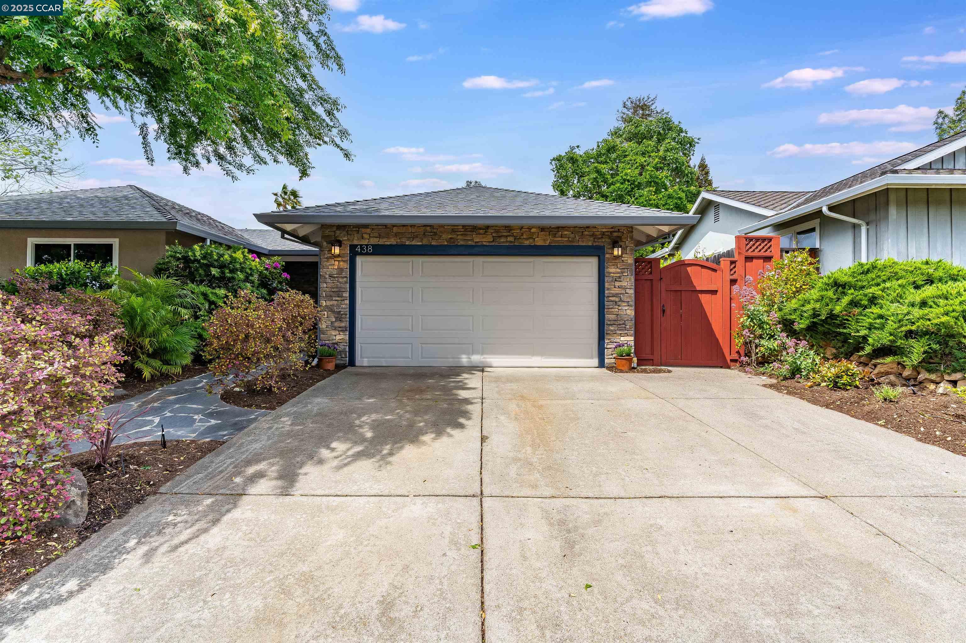 Detail Gallery Image 7 of 60 For 438 Odin Dr, Pleasant Hill,  CA 94523 - 4 Beds | 2 Baths