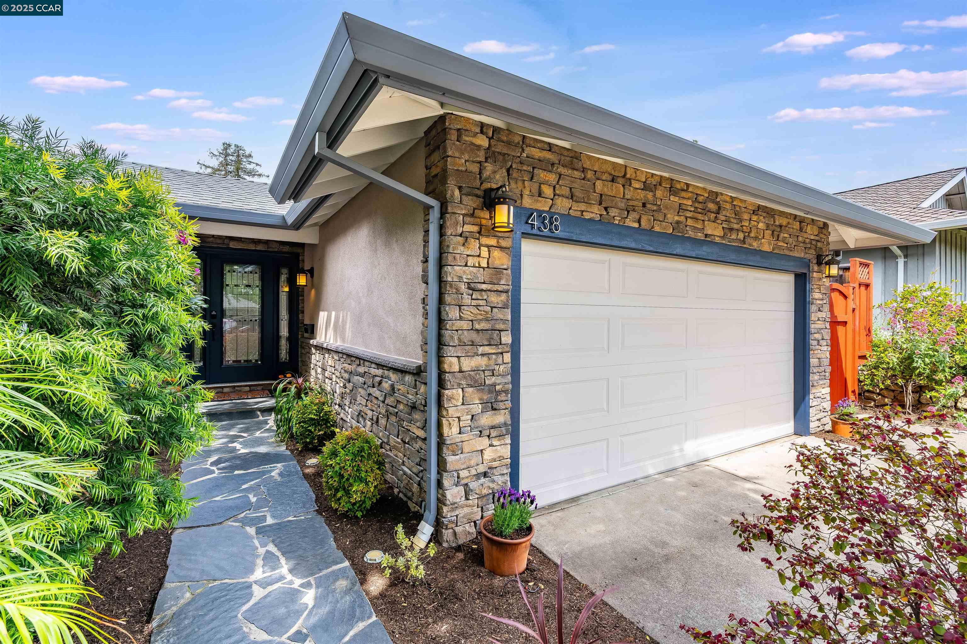 Detail Gallery Image 8 of 60 For 438 Odin Dr, Pleasant Hill,  CA 94523 - 4 Beds | 2 Baths