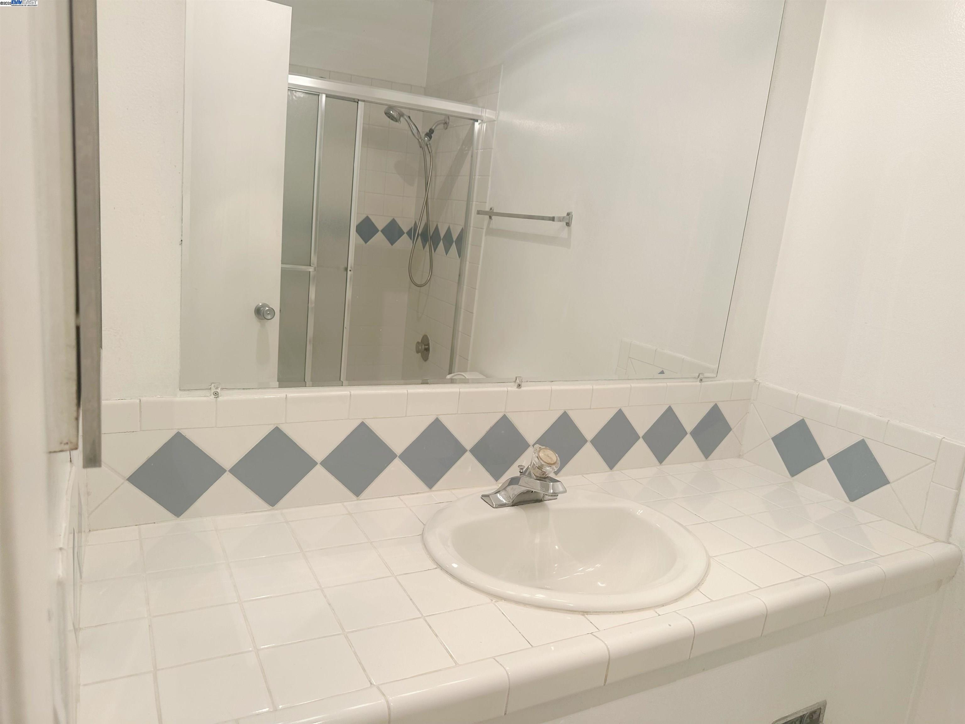Detail Gallery Image 14 of 18 For 450 N Civic Dr #311,  Walnut Creek,  CA 94596 - 2 Beds | 2 Baths